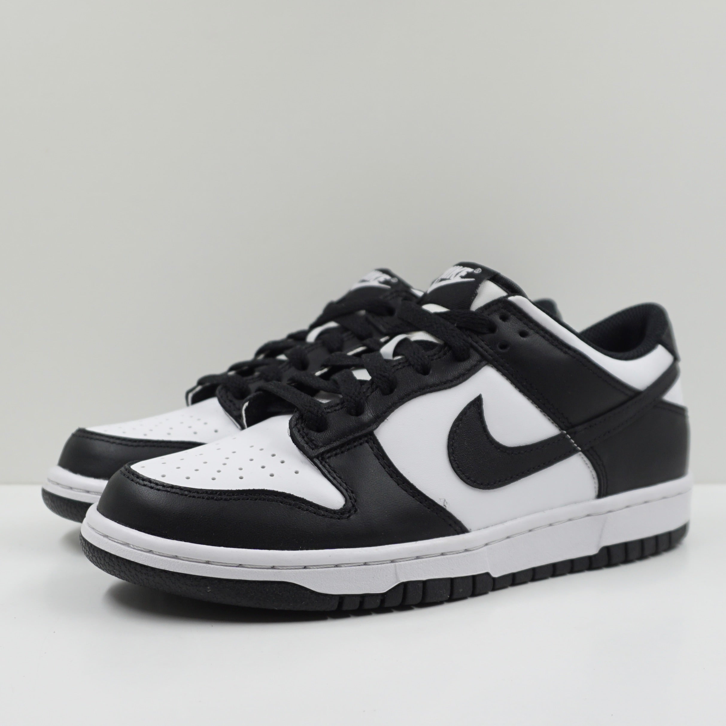 Nike Dunk Low Retro White Black Panda (GS)