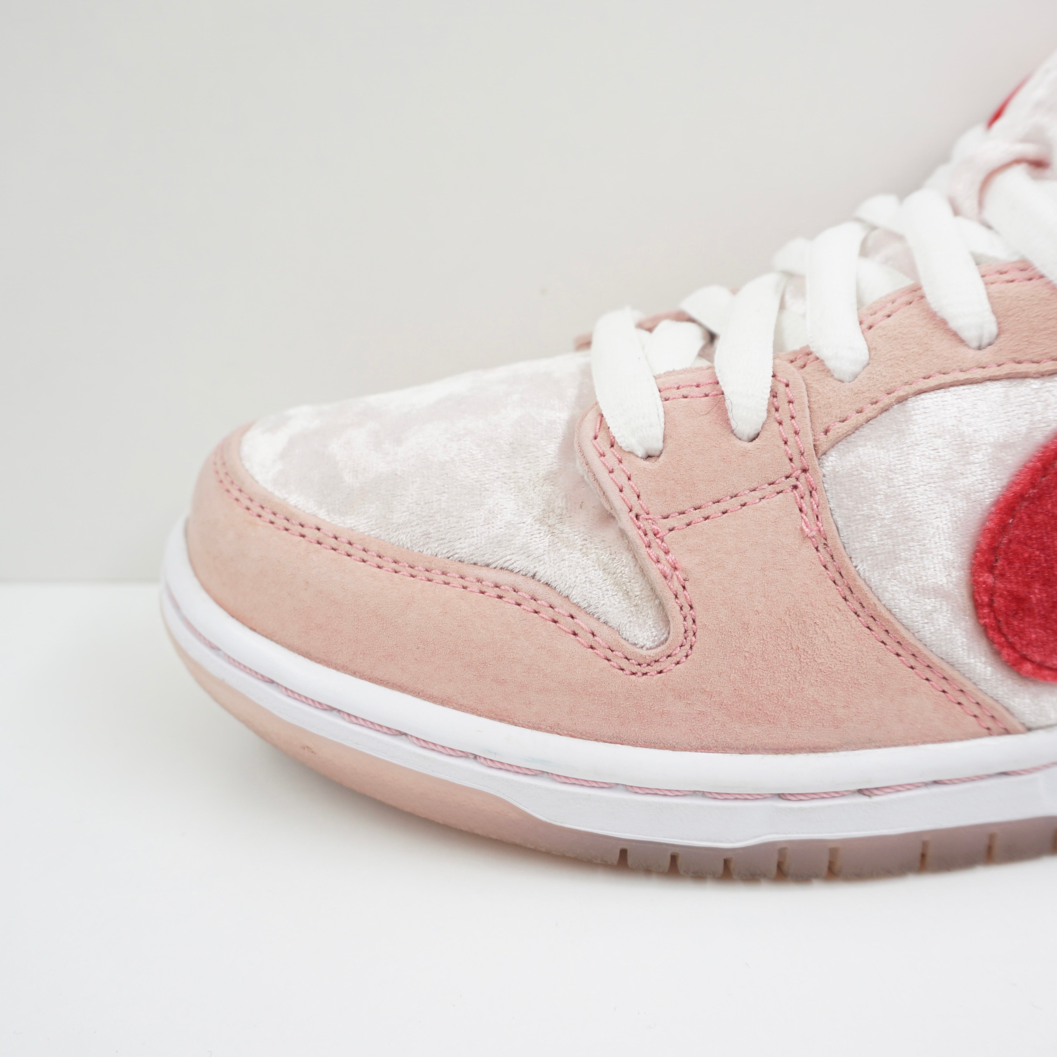 Nike SB Dunk Low Strange Love Skateboards