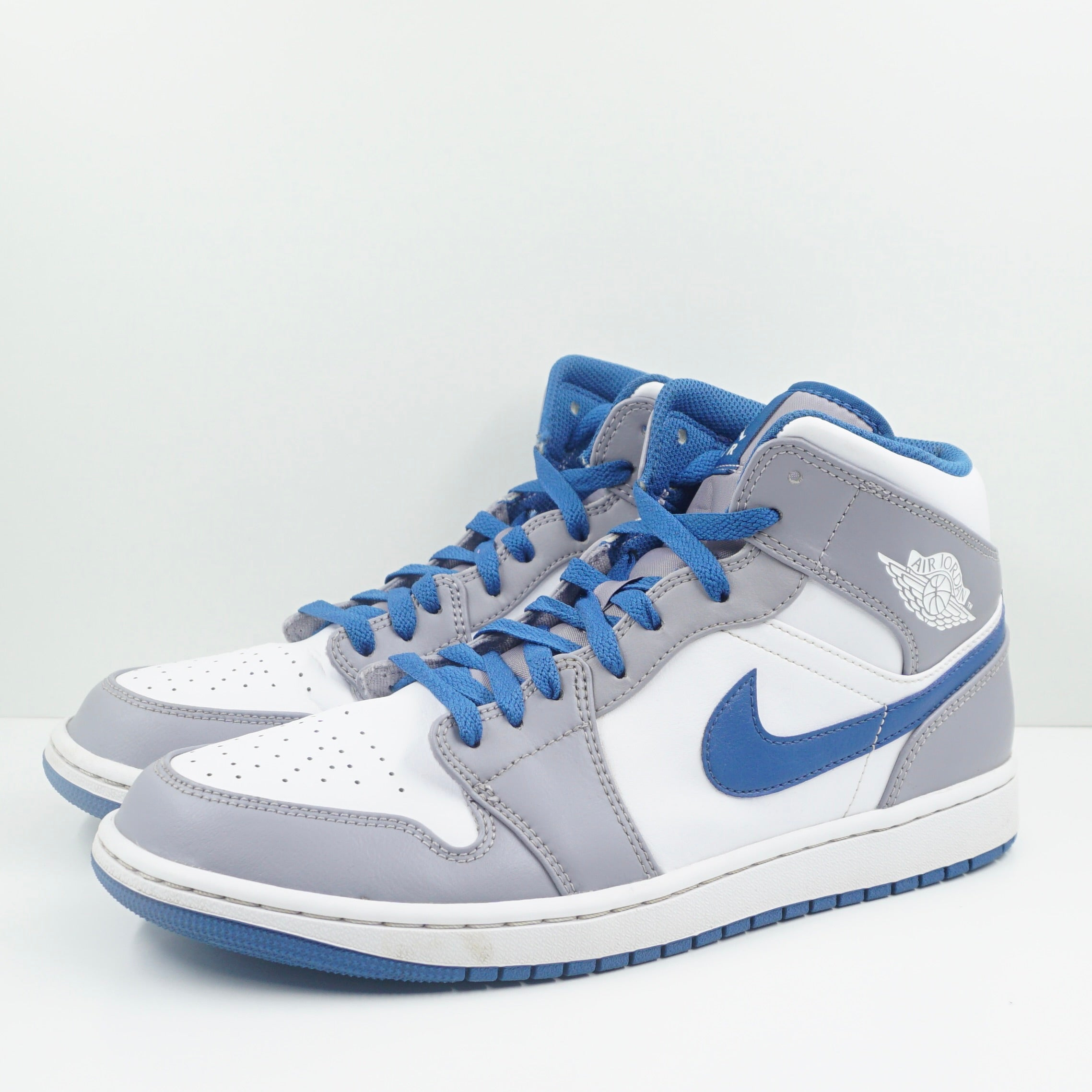 Jordan 1 Mid True Blue