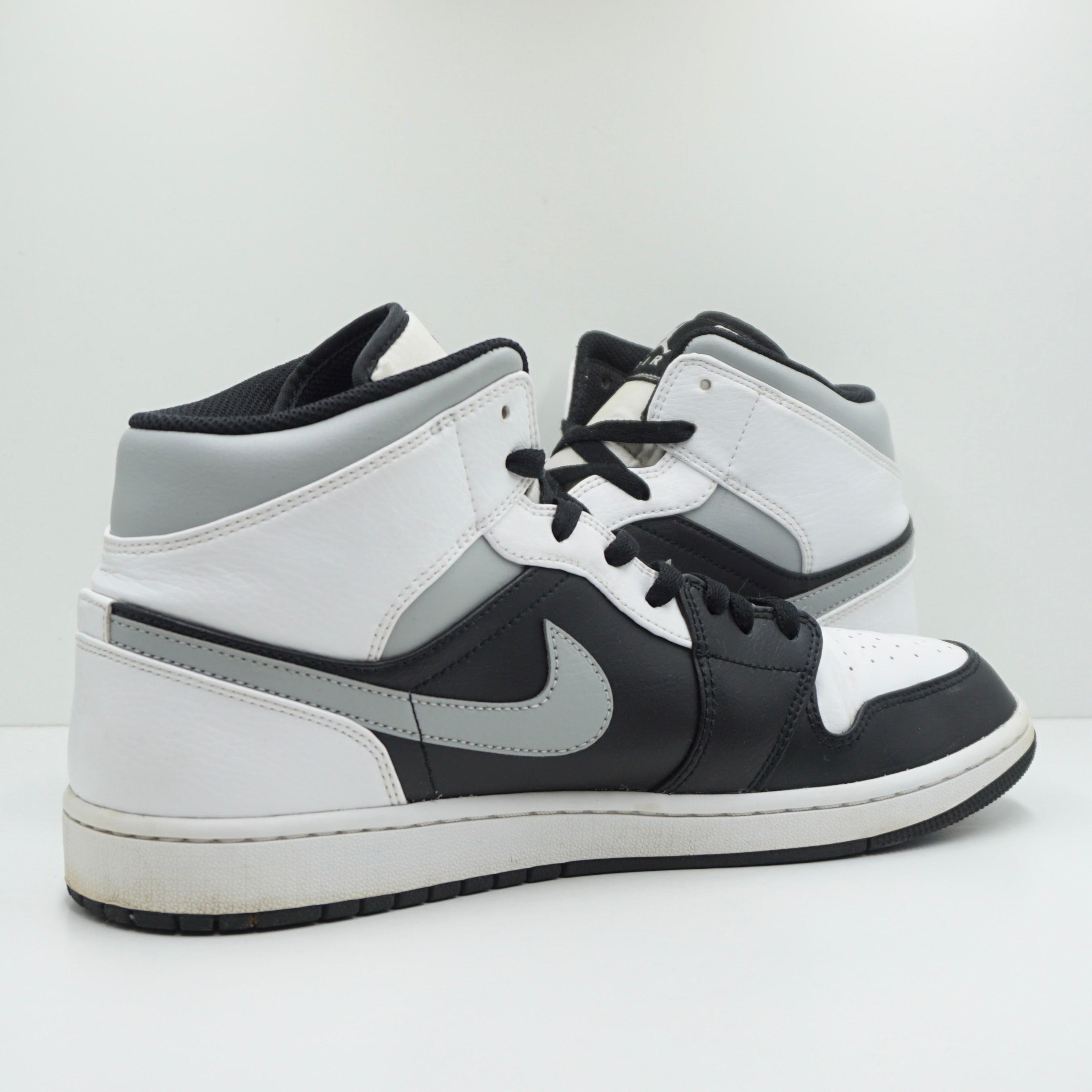 Jordan 1 Mid White Shadow