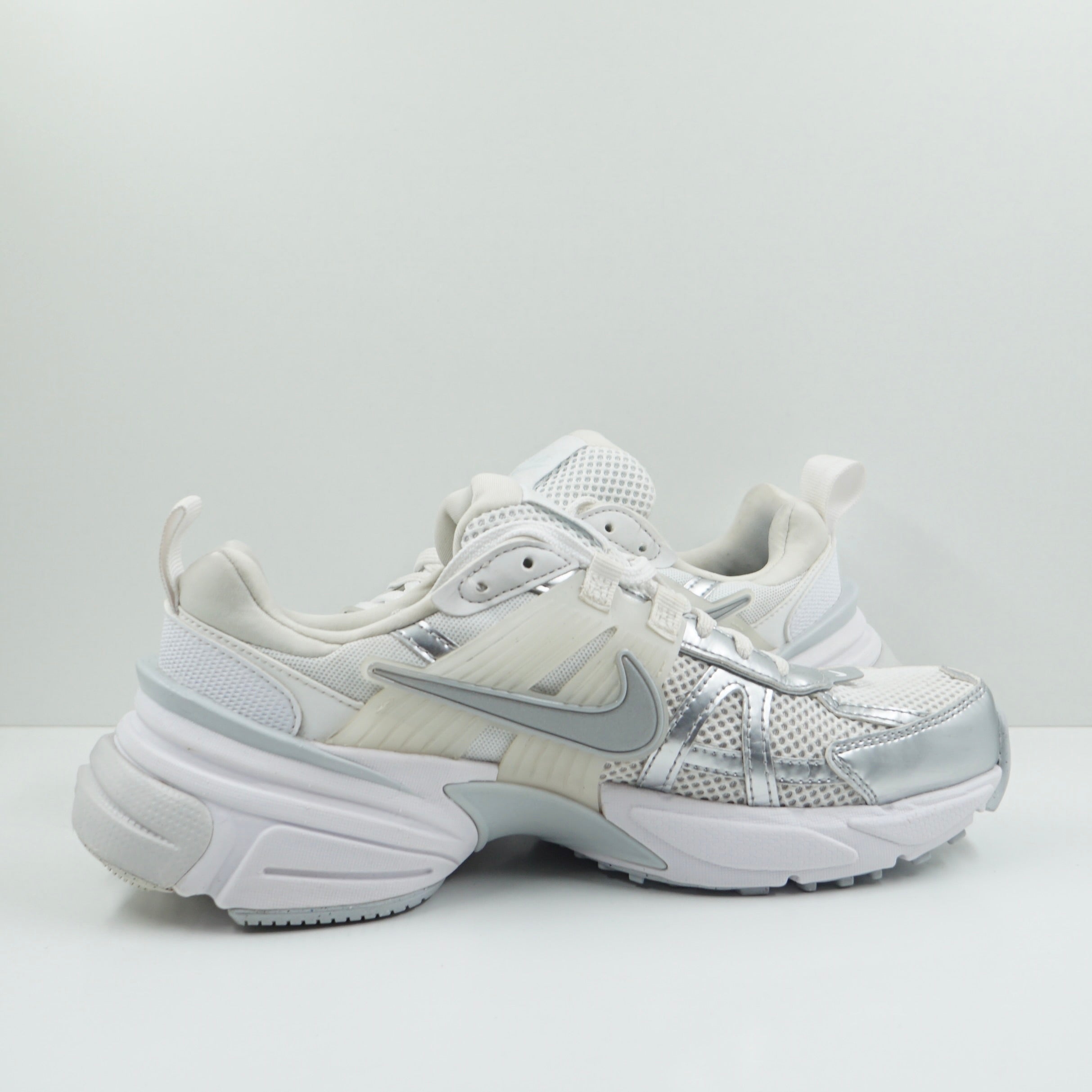 Nike V2K Run Metallic Silver White (W)