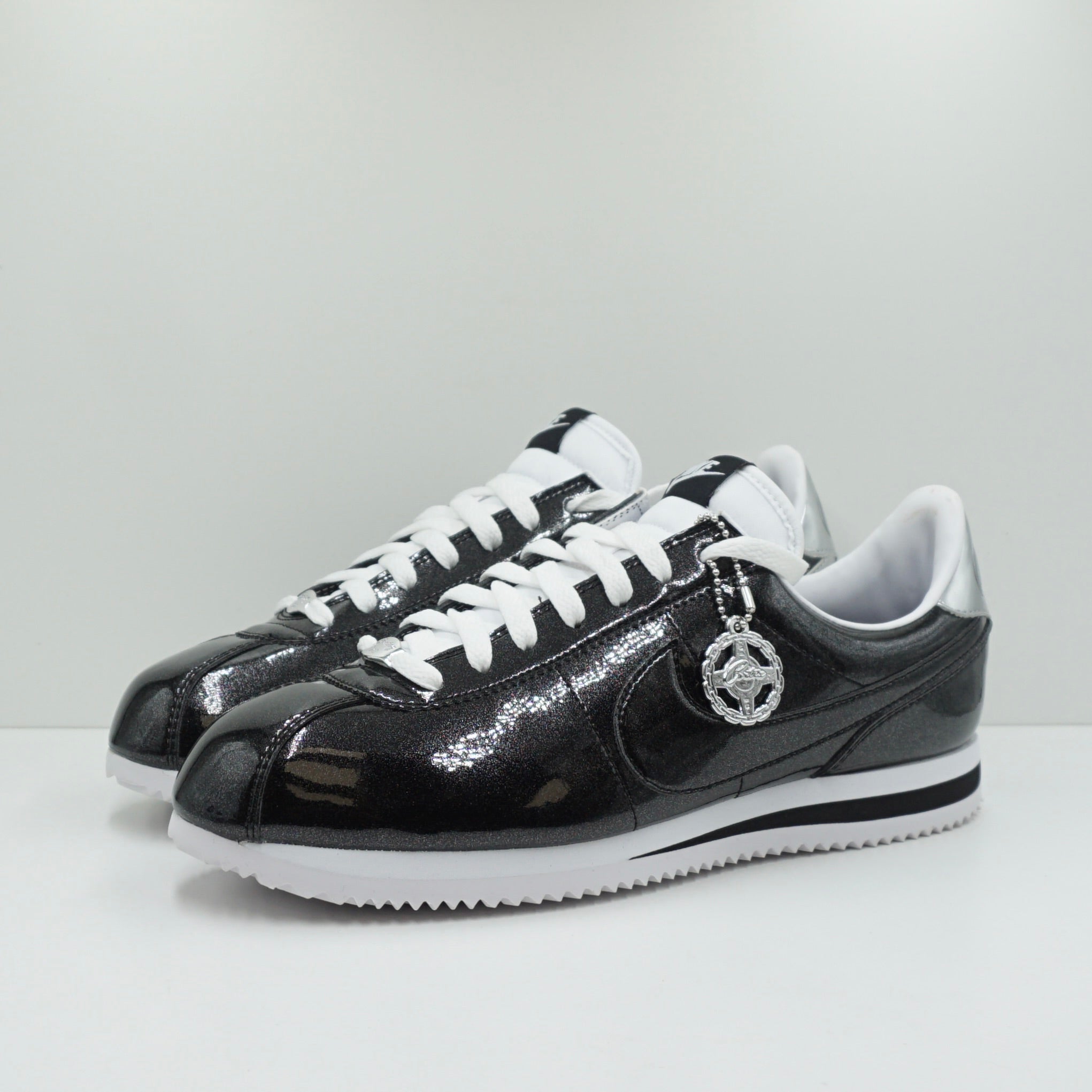 Cortez Basic Premium QS Black Metallic Silver
