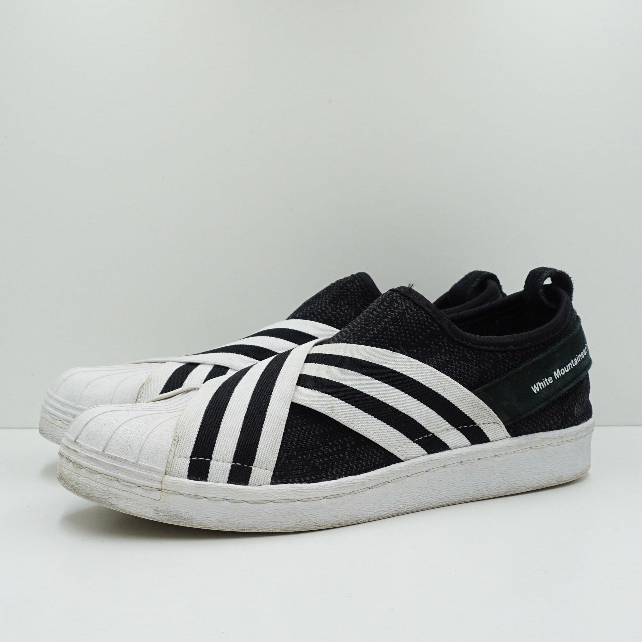 Superstar slip shops on preto