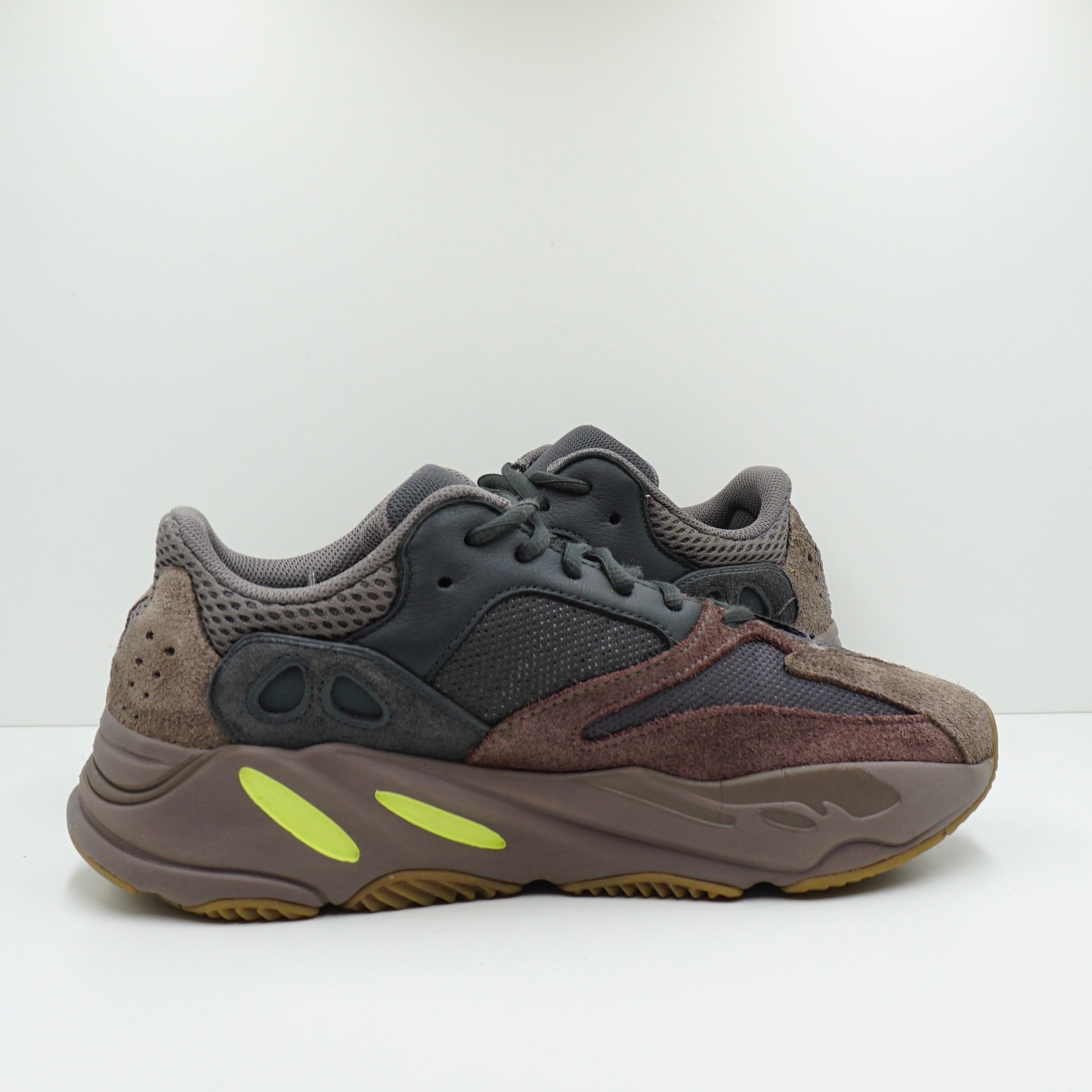 Adidas Yeezy Boost 700 Mauve