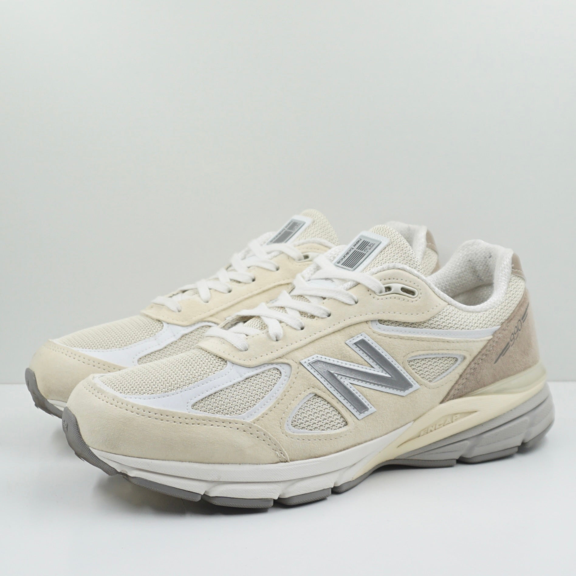 New Balance 990v4 MiUSA Limestone