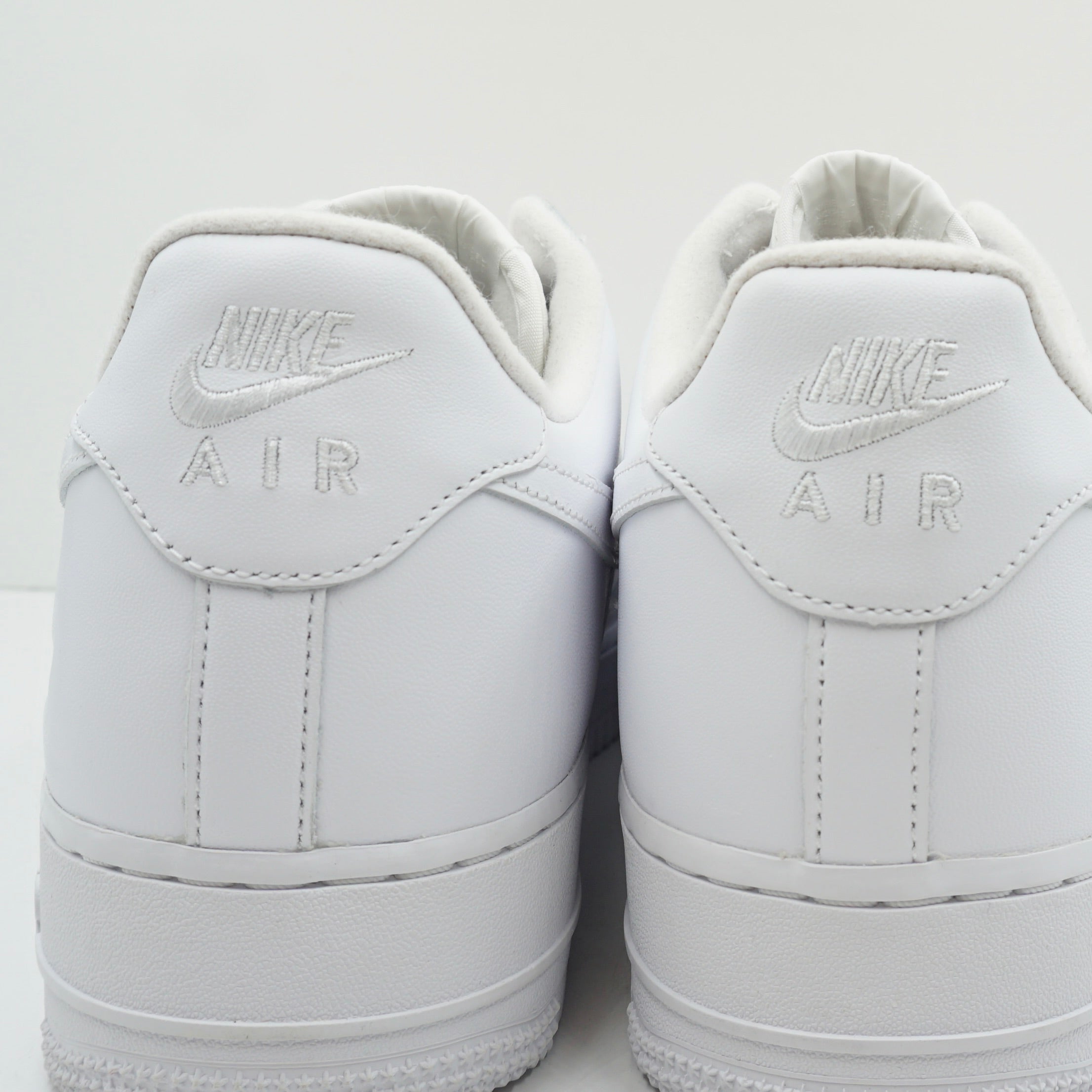 Nike Air Force 1 Low Supreme White
