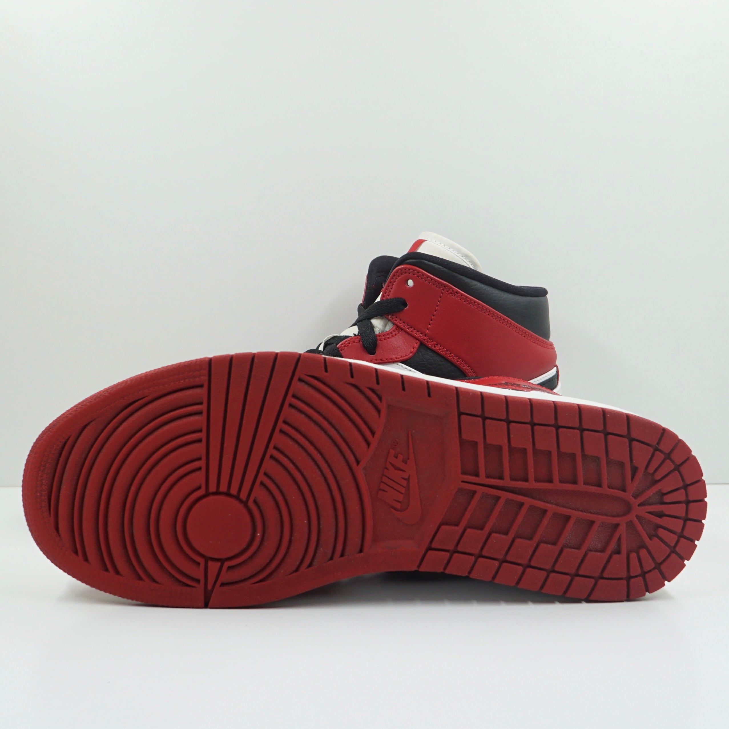 Jordan 1 Mid Chicago (2020)