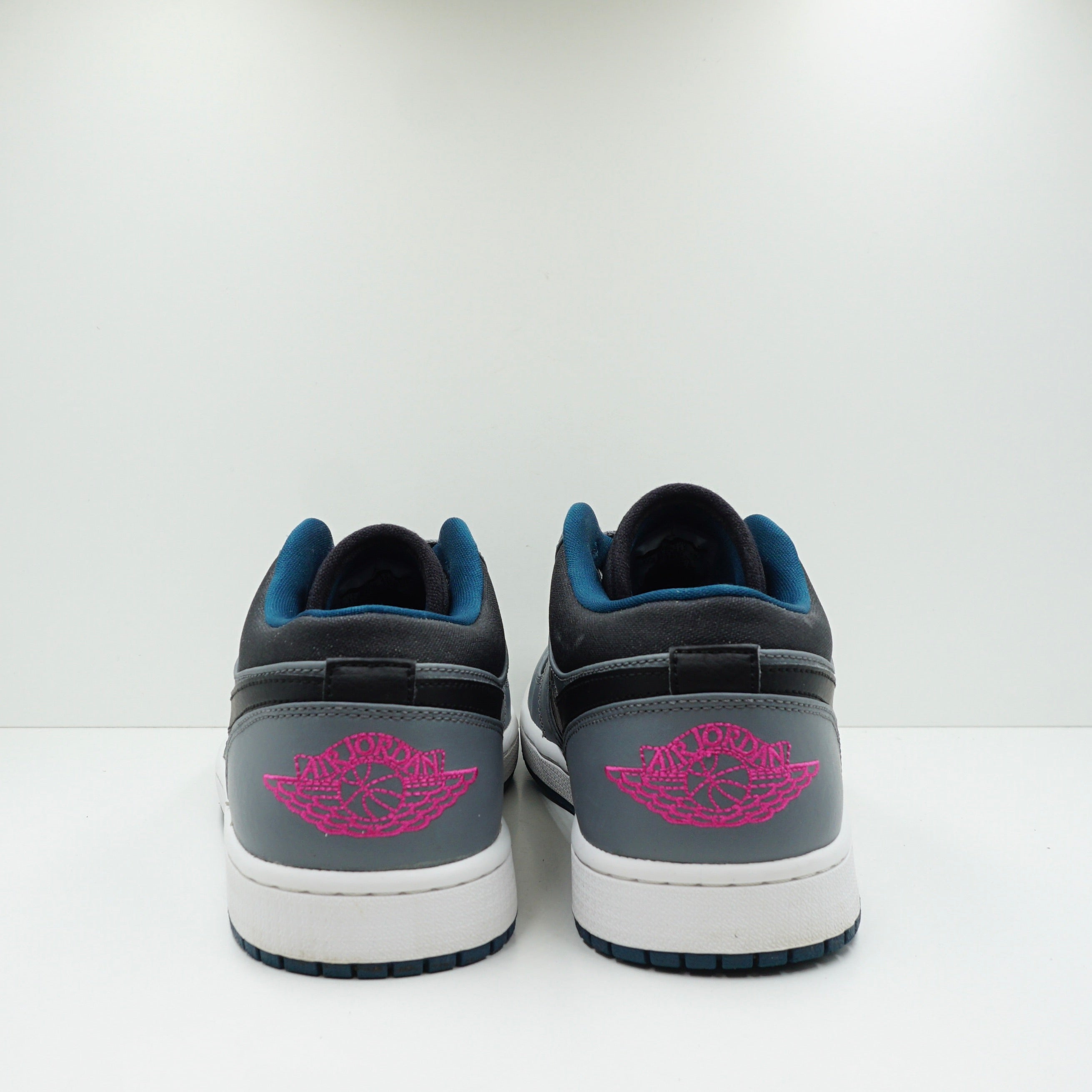 Jordan 1 Low Cool Grey Fusion Pink Space Blue