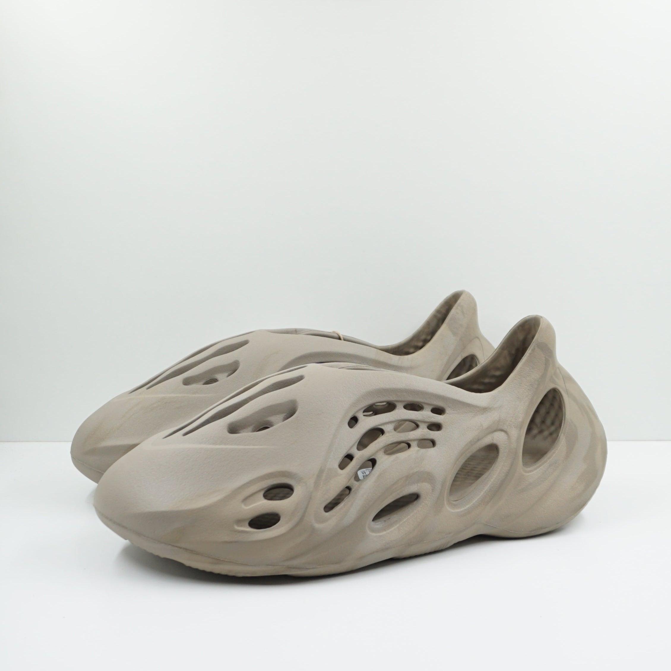 Adidas Yeezy Foam RNNR Stone Sage