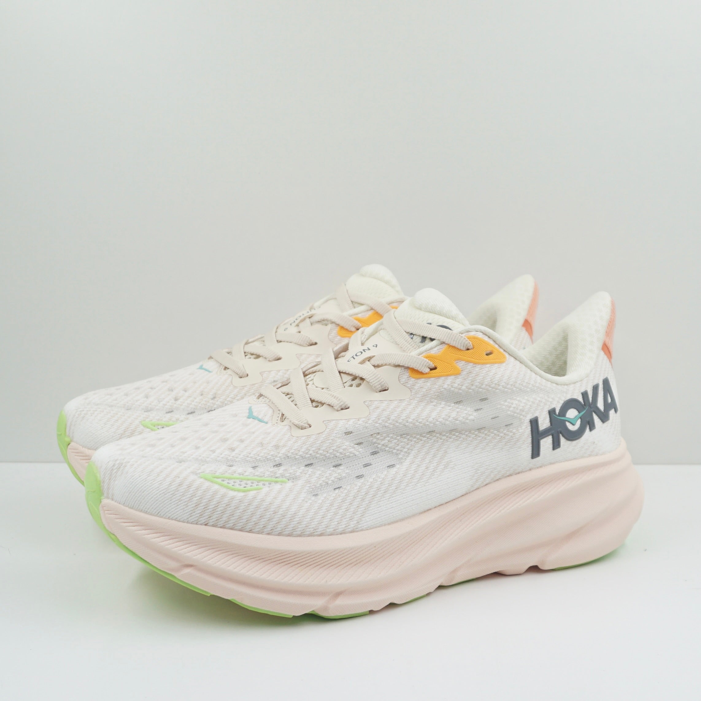 Hoka One One Clifton 9 Wide Vanilla Astral (W)