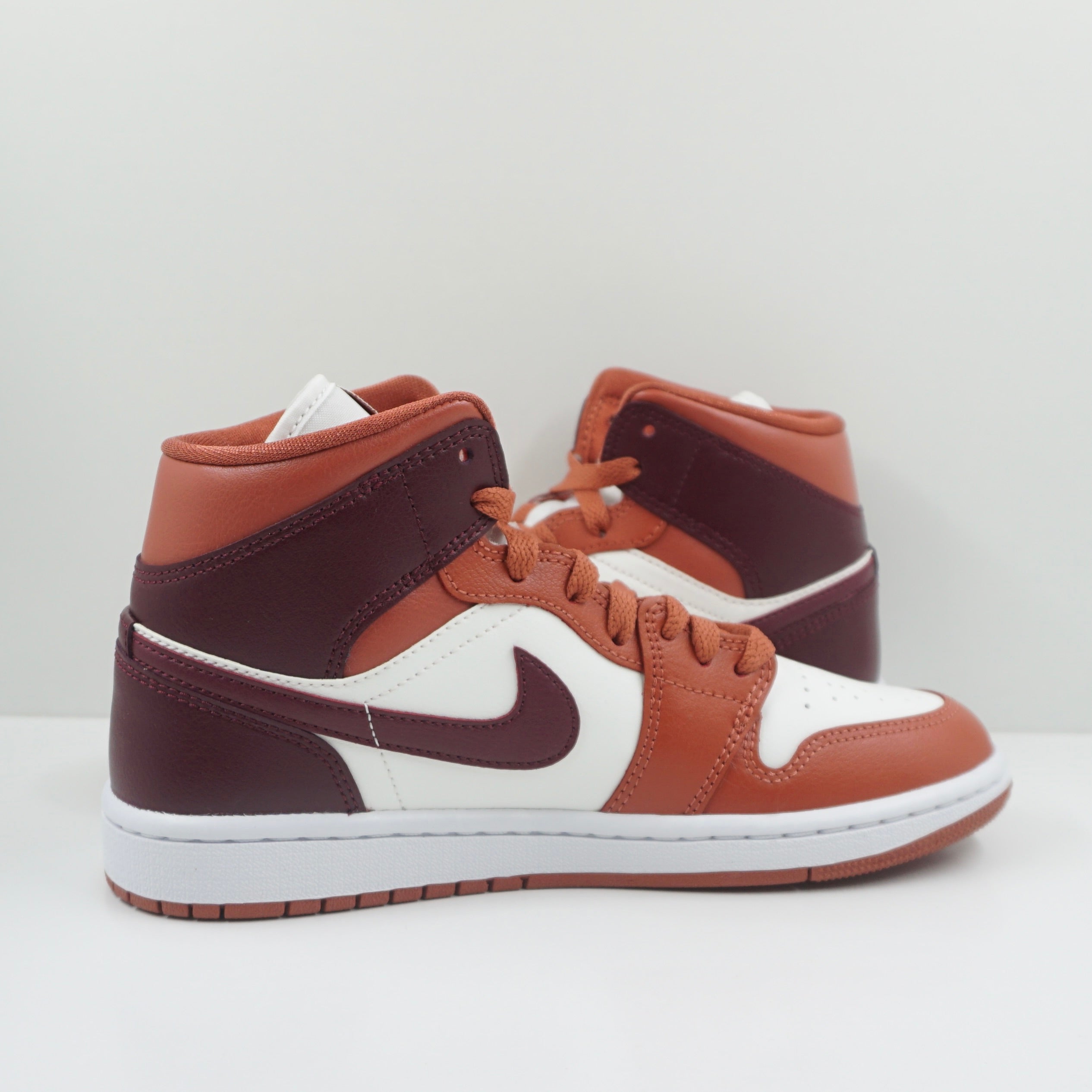 Jordan 1 Mid Dusty Peach Night Maroon (W)