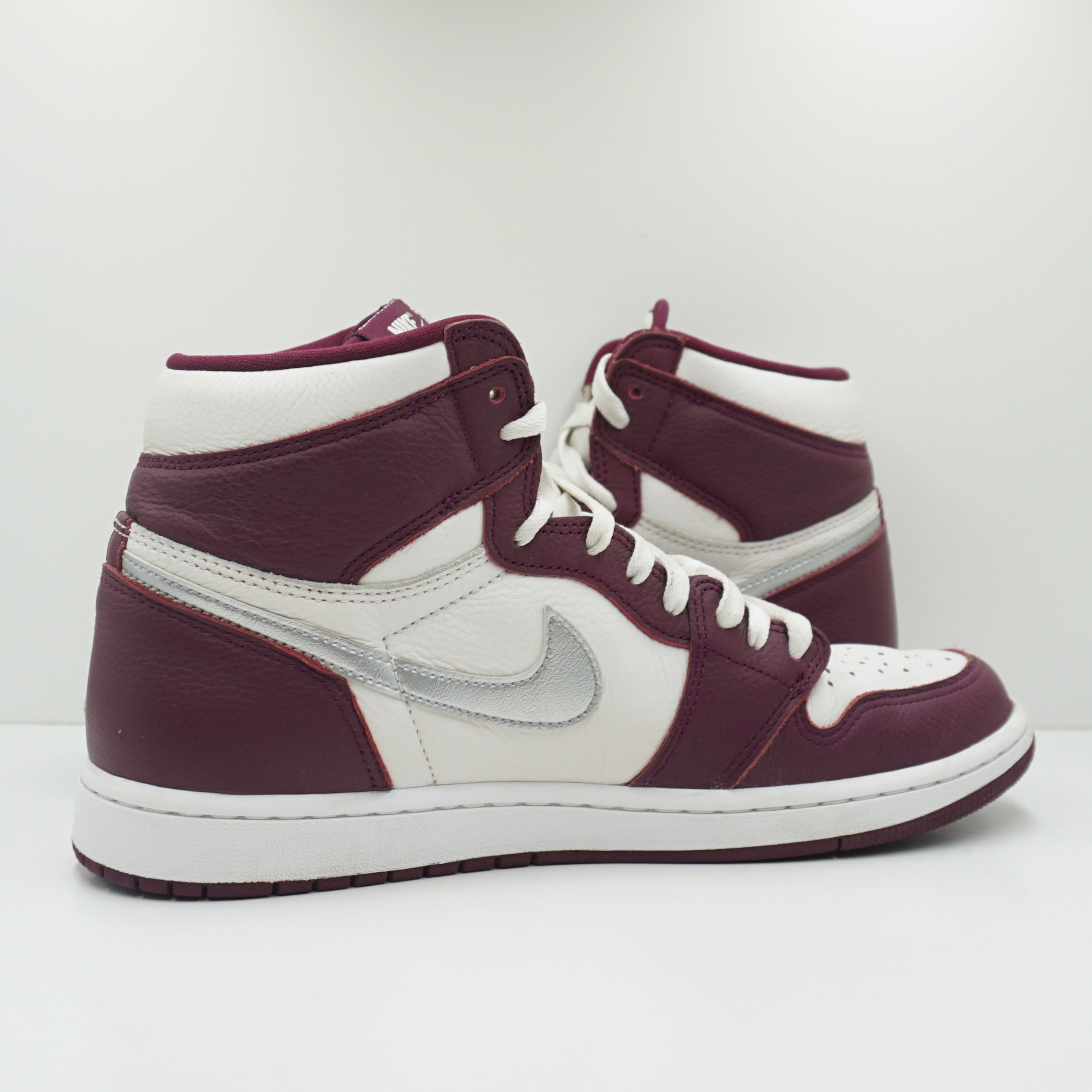 Jordan 1 Retro High OG Bordeaux