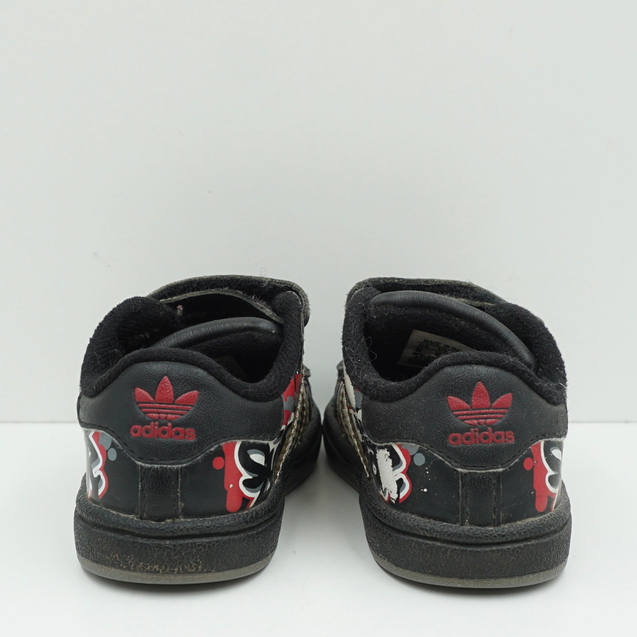 Adidas superstar outlet graffiti