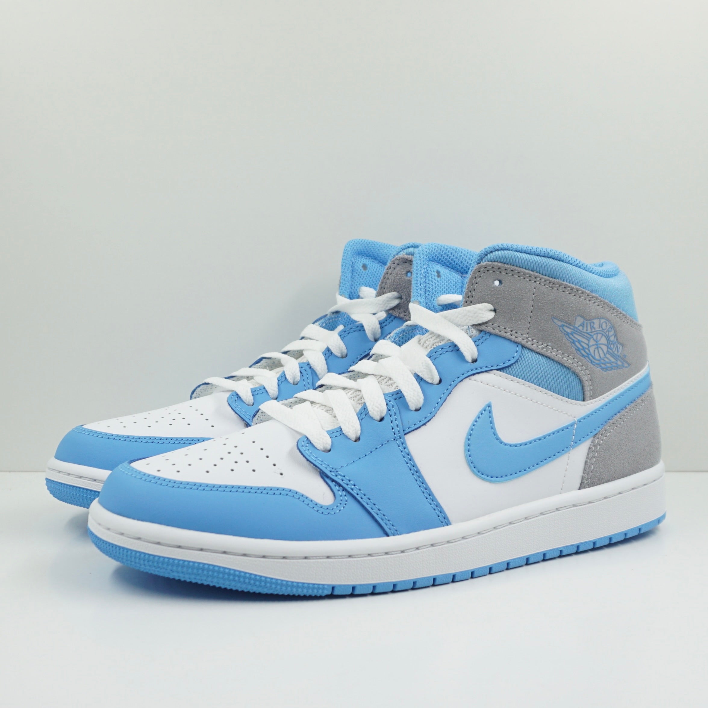 Jordan 1 Mid University Blue Grey