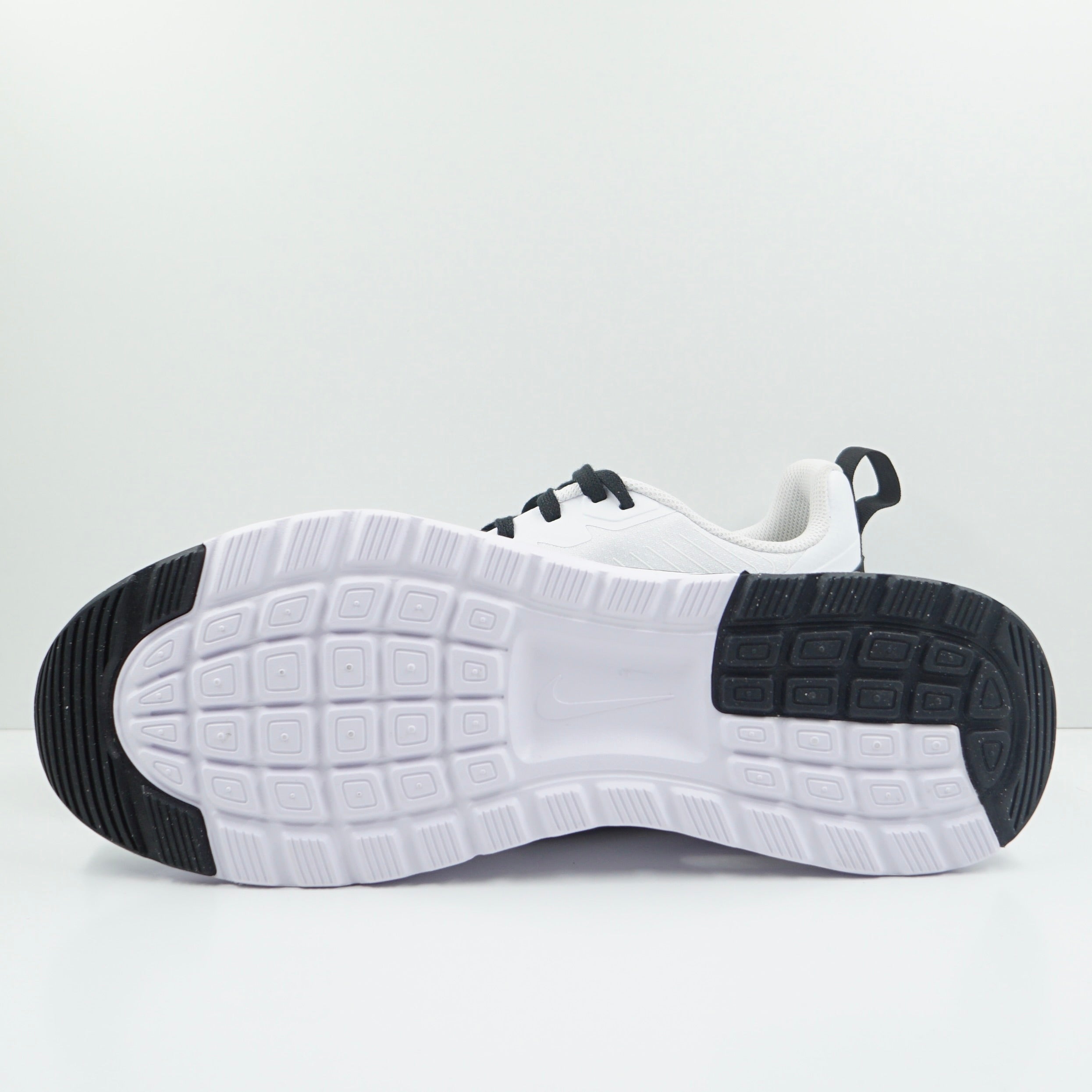 Nike Air Max Nuaxis White Black