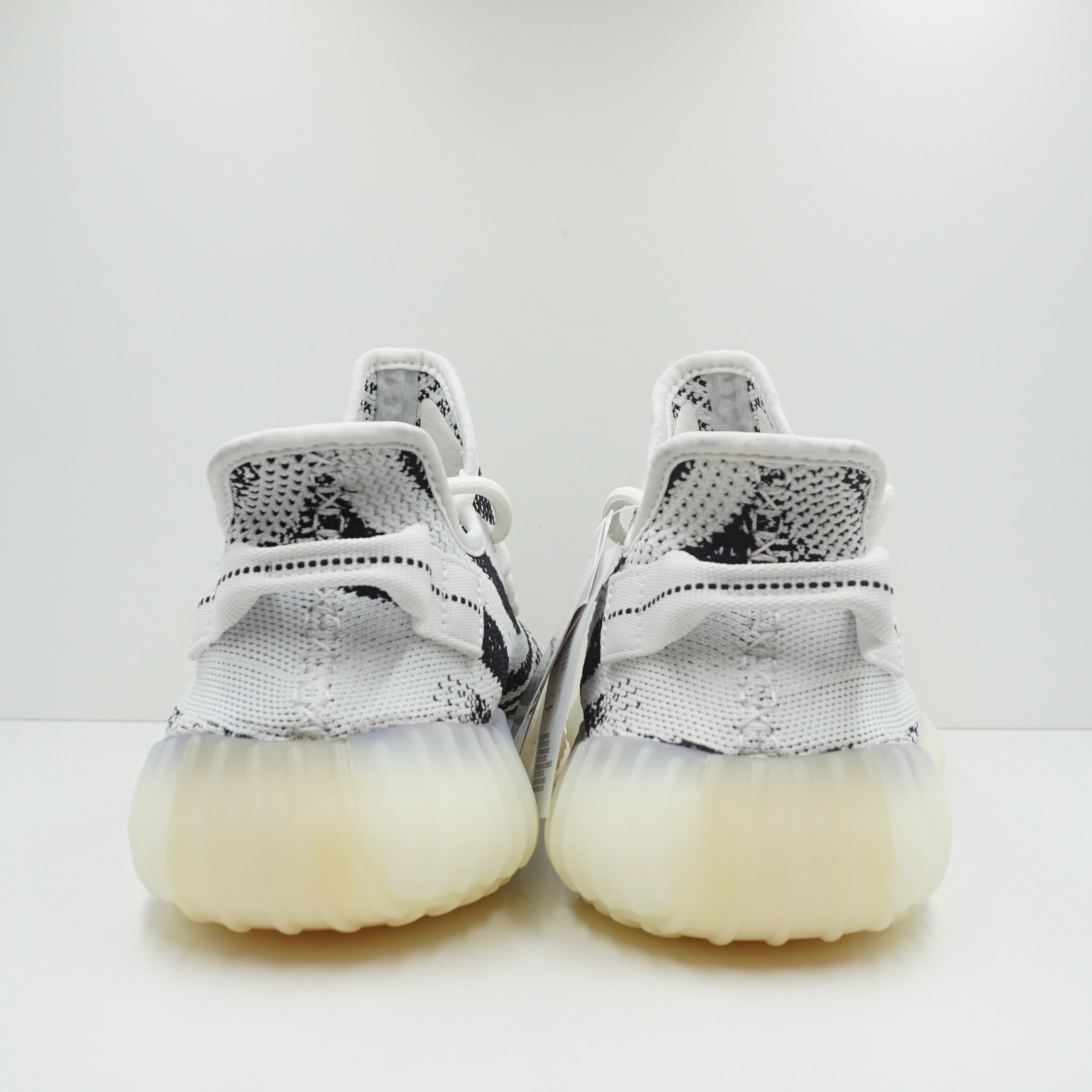 Adidas yeezy zebra greece best sale