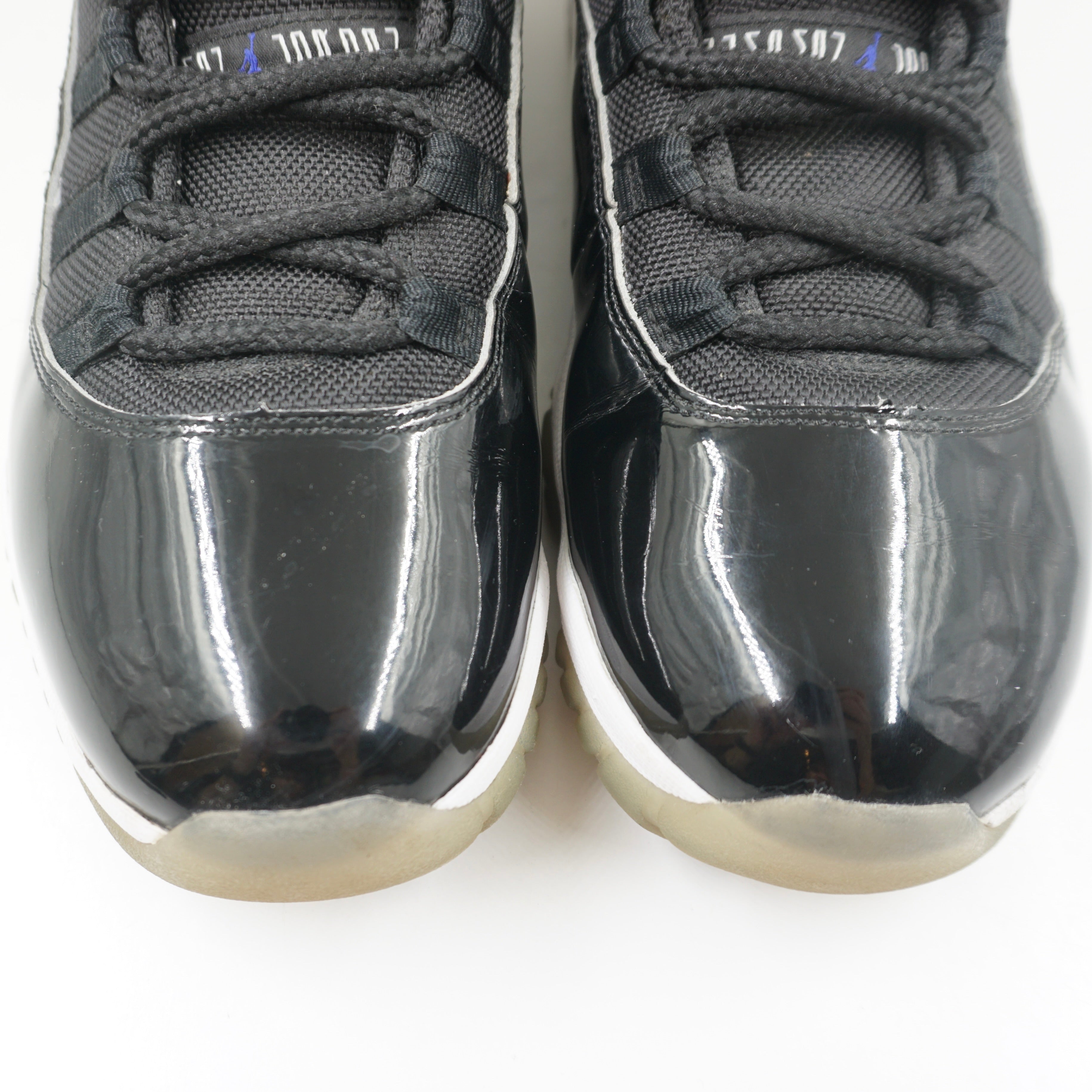 Jordan 11 Retro Space Jam (2016)