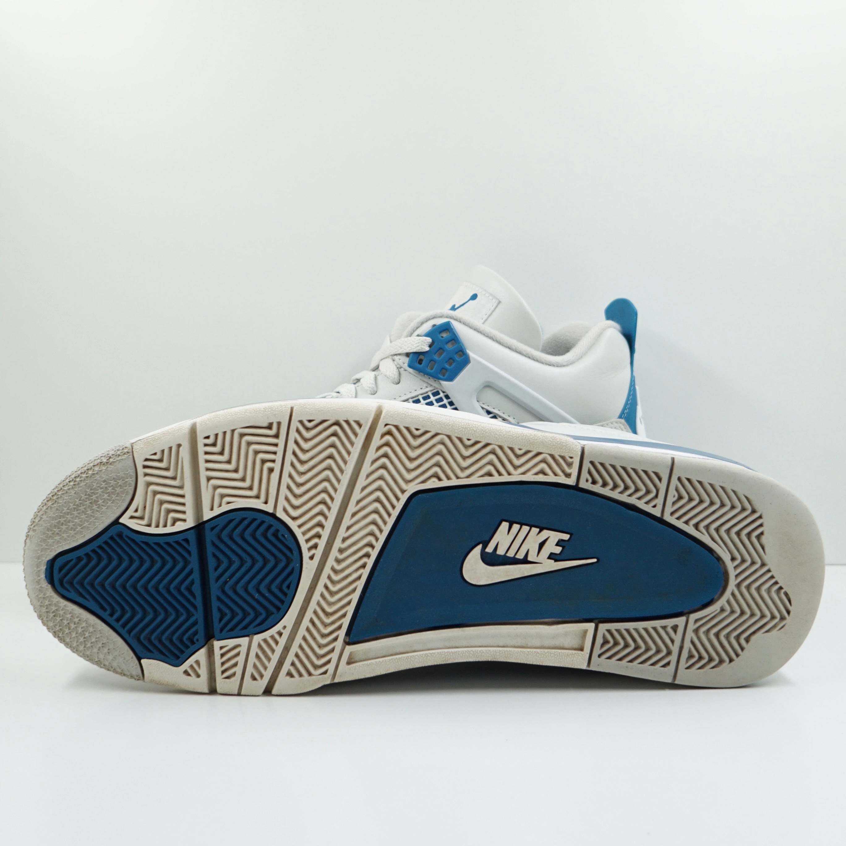 Jordan 4 Retro Military Blue (2024)