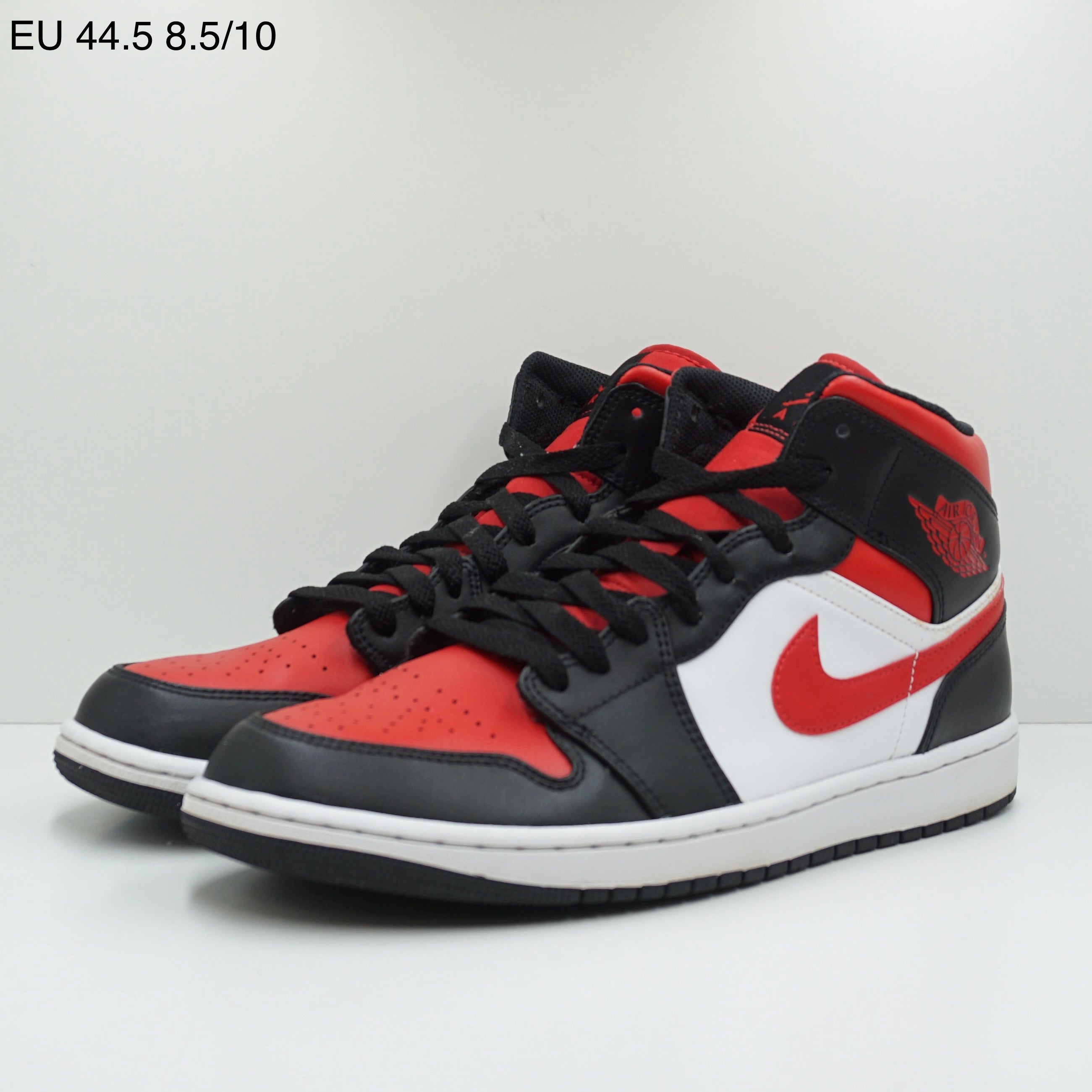 Jordan 1 Mid White Black Red (2022)