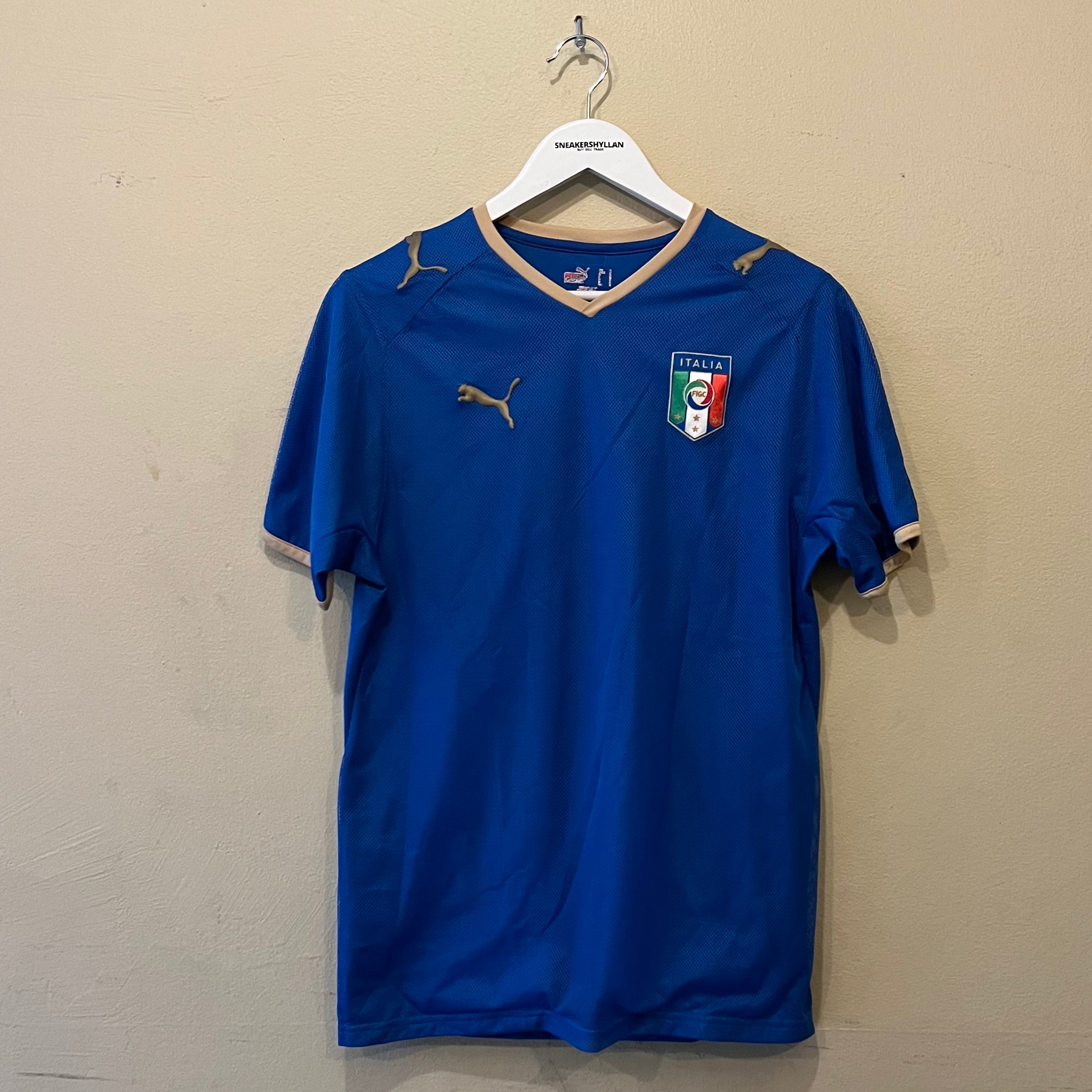 Puma Italy 2008 Home Football Jersey