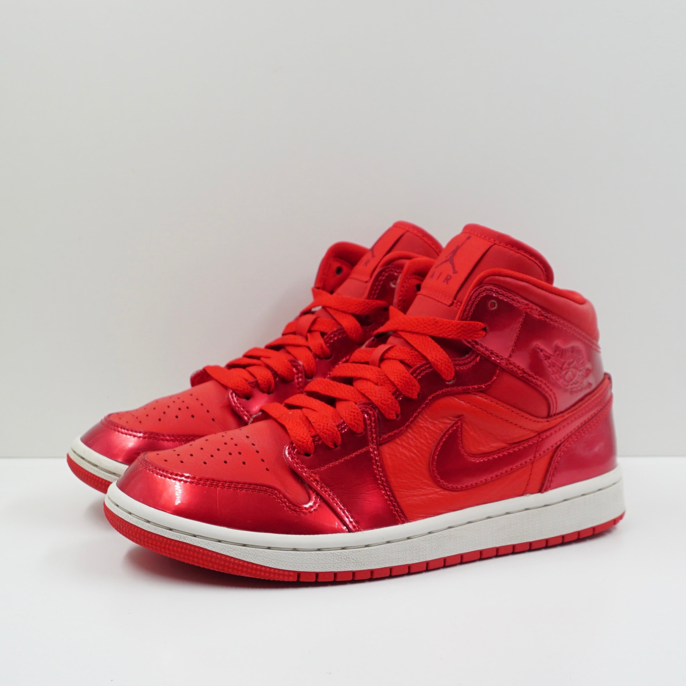 Jordan 1 Mid SE Pomegranate (W)