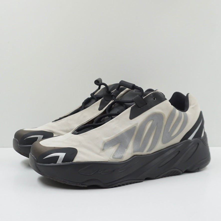 Adidas Yeezy Boost 700 MNVN Bone (Kids)