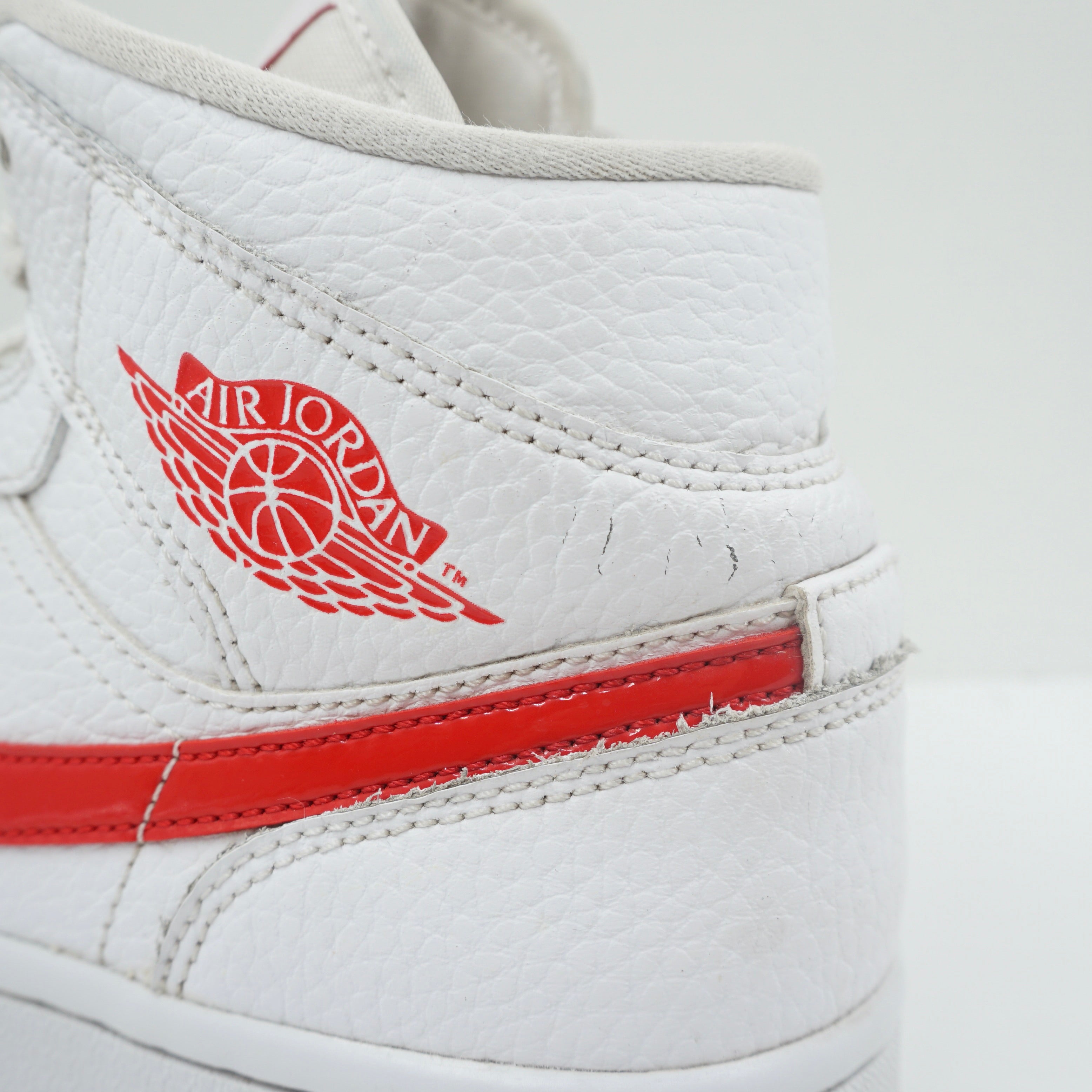 Jordan 1 Mid White University Red (W)