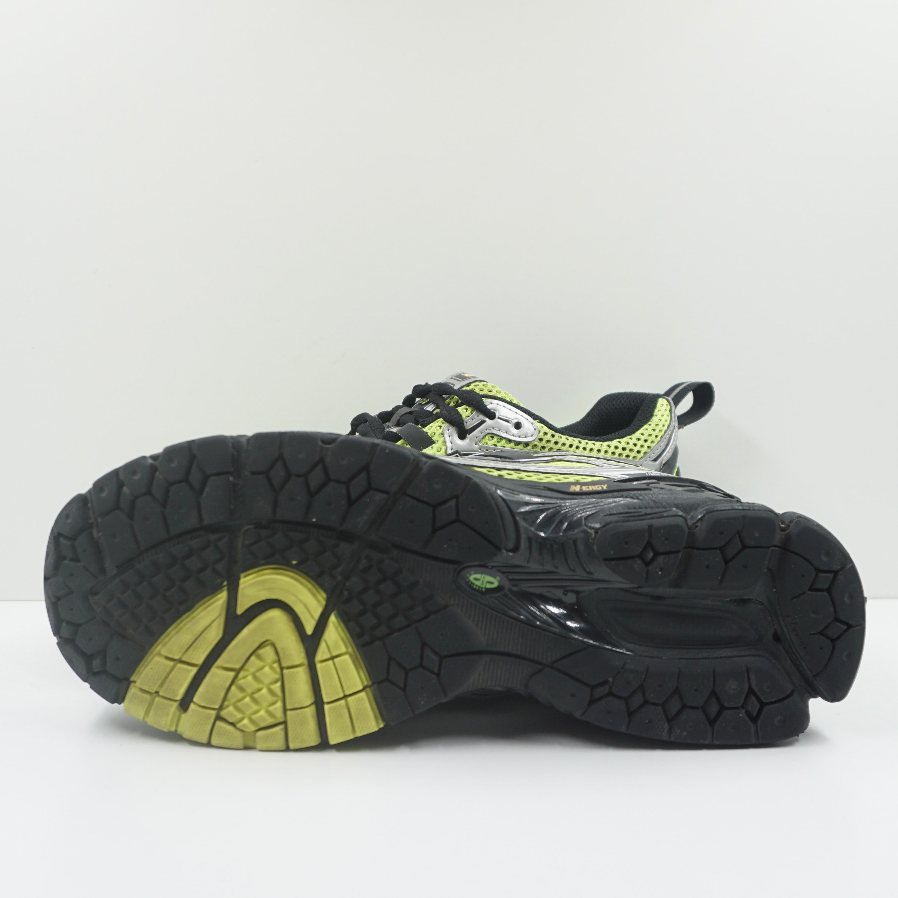 New Balance 1906R Volt Black