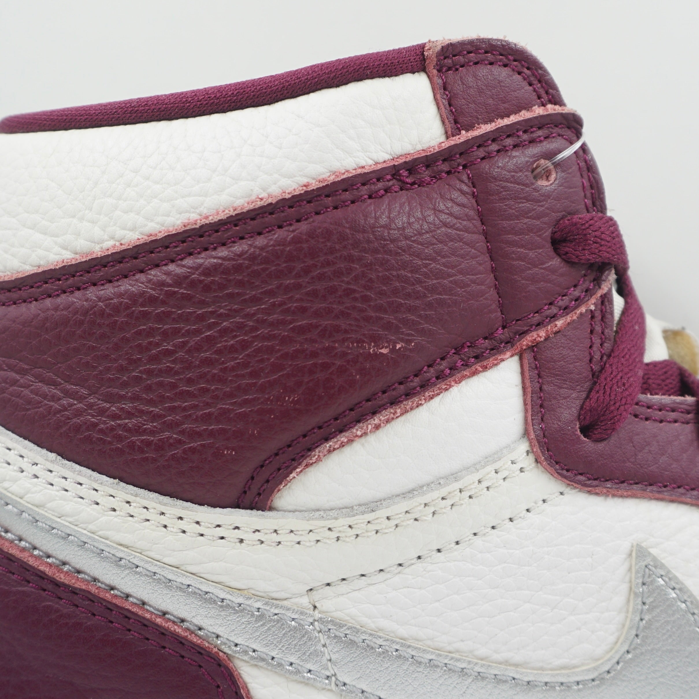 Jordan 1 Retro High OG Bordeaux