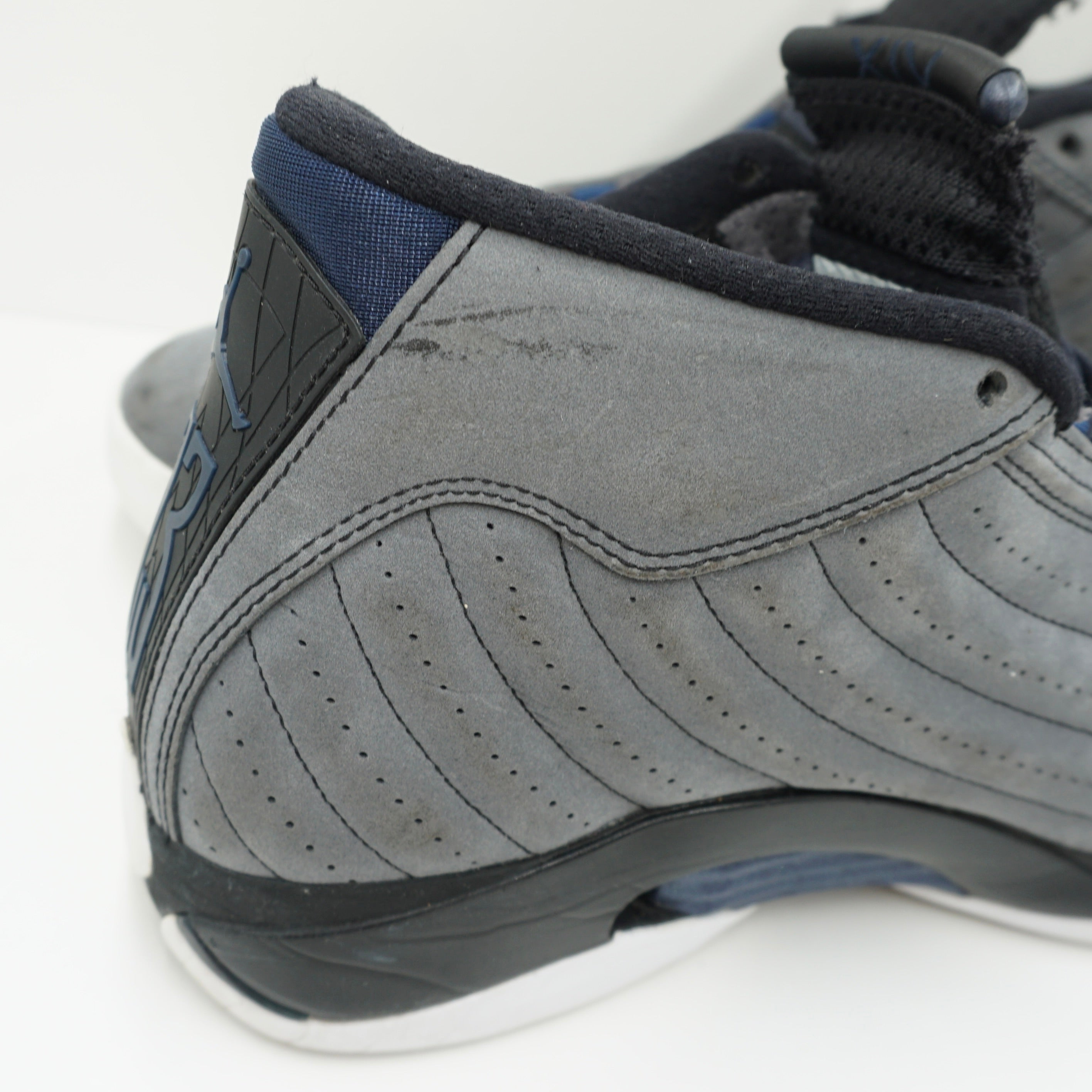 Jordan 14 Retro Light Graphite (2011)