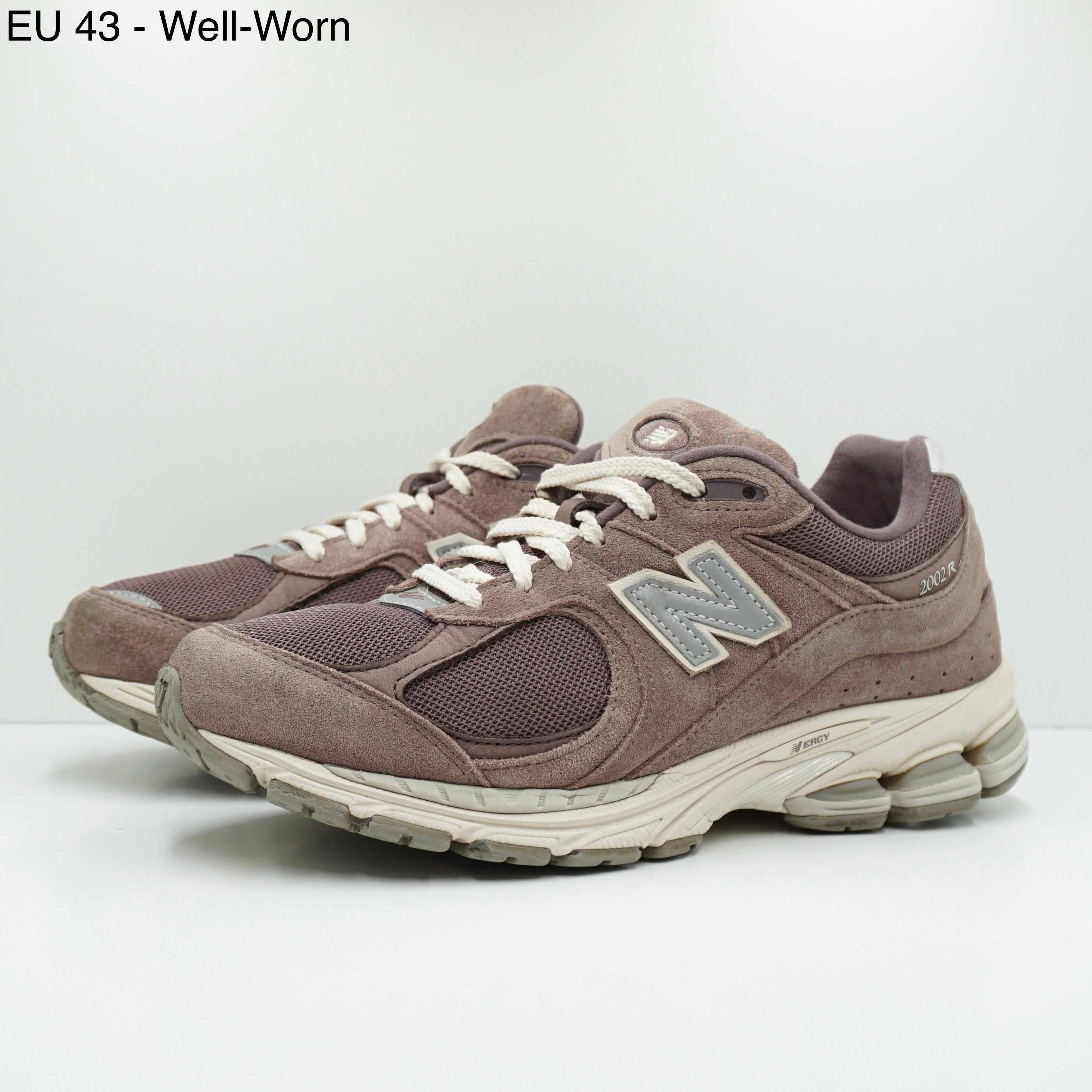 New Balance 2002R Black Fig