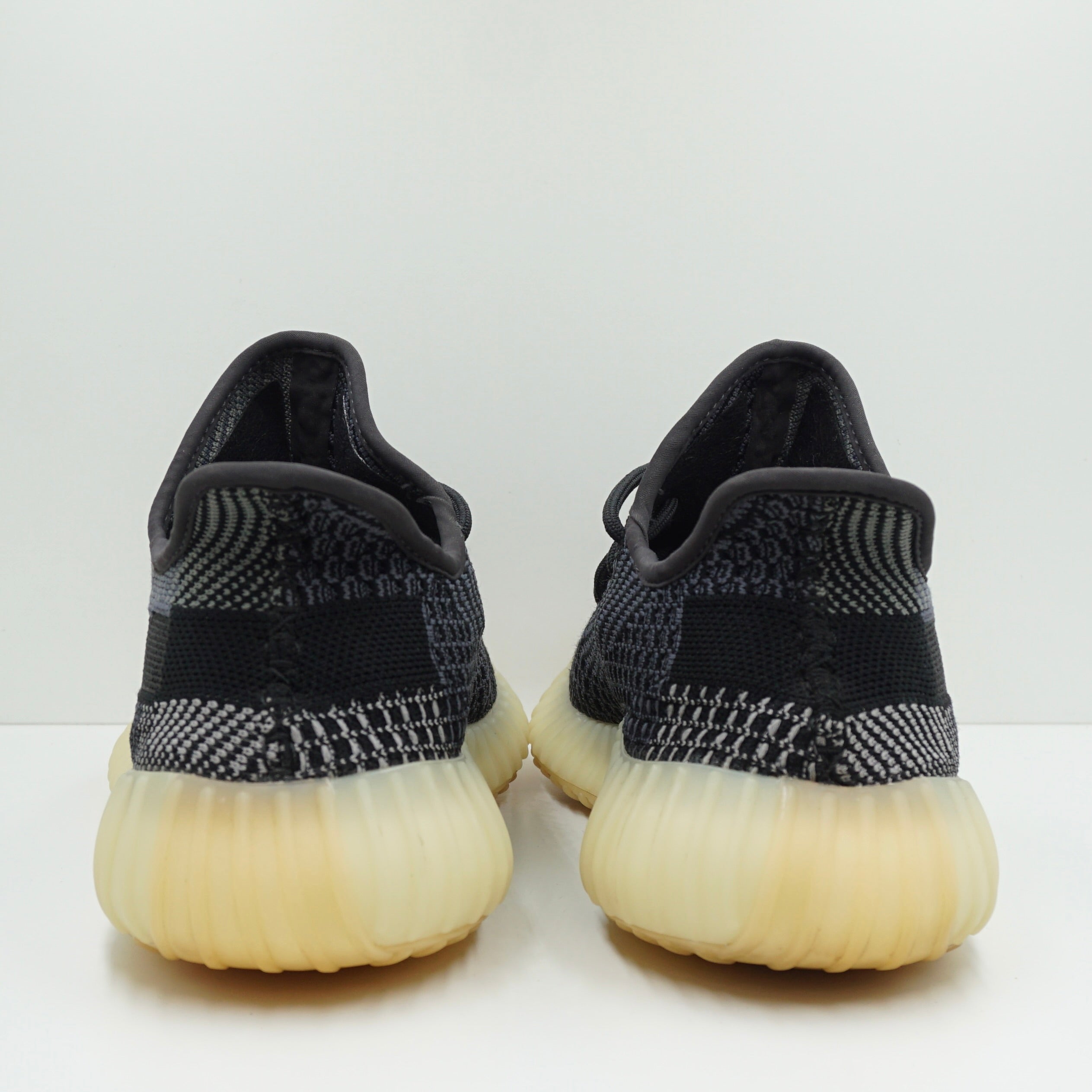 Adidas Yeezy Boost 350 V2 Carbon