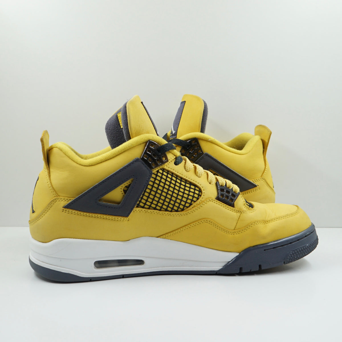 Jordan 4 Retro Lightning (2021)