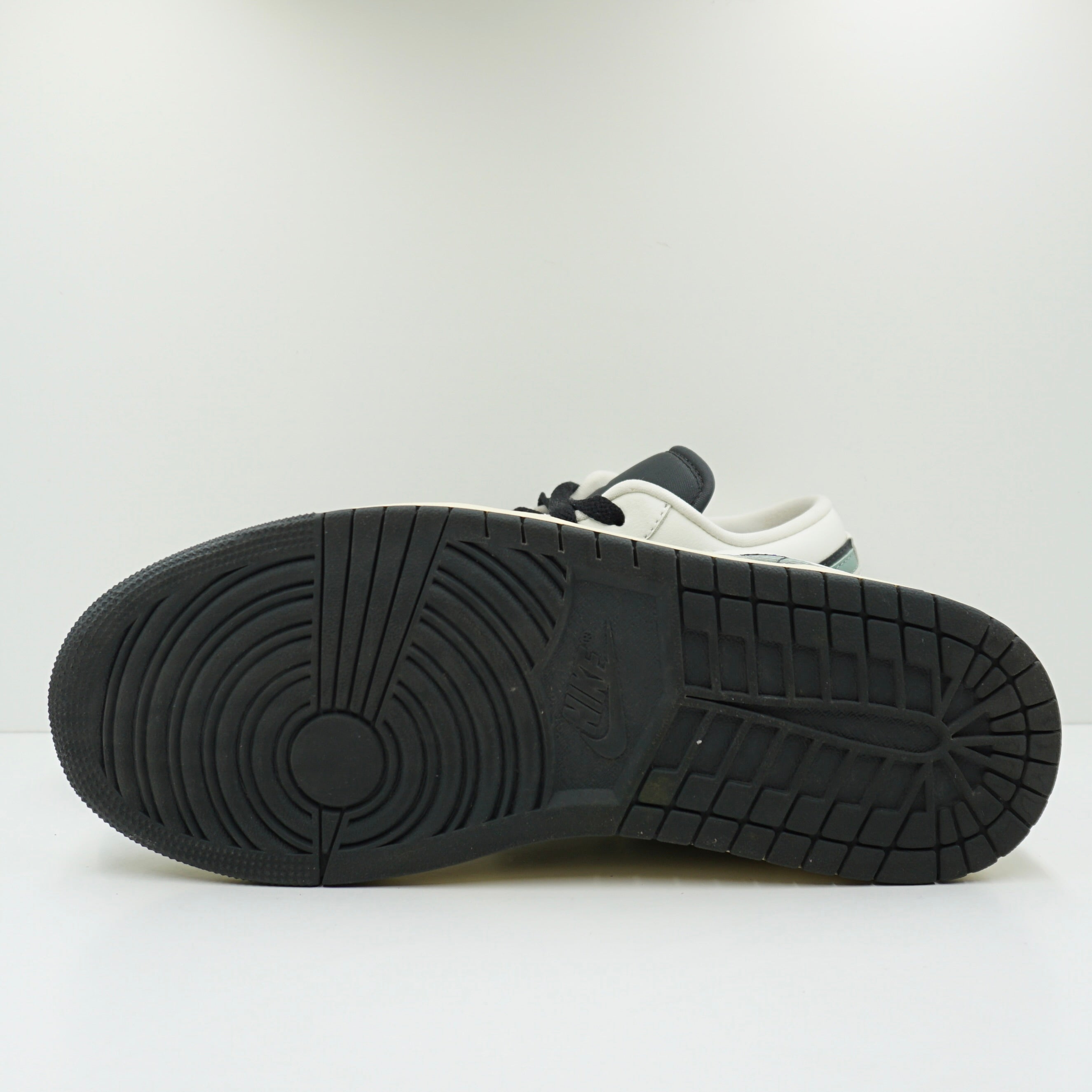 Jordan 1 Low Jade Smoke (W)