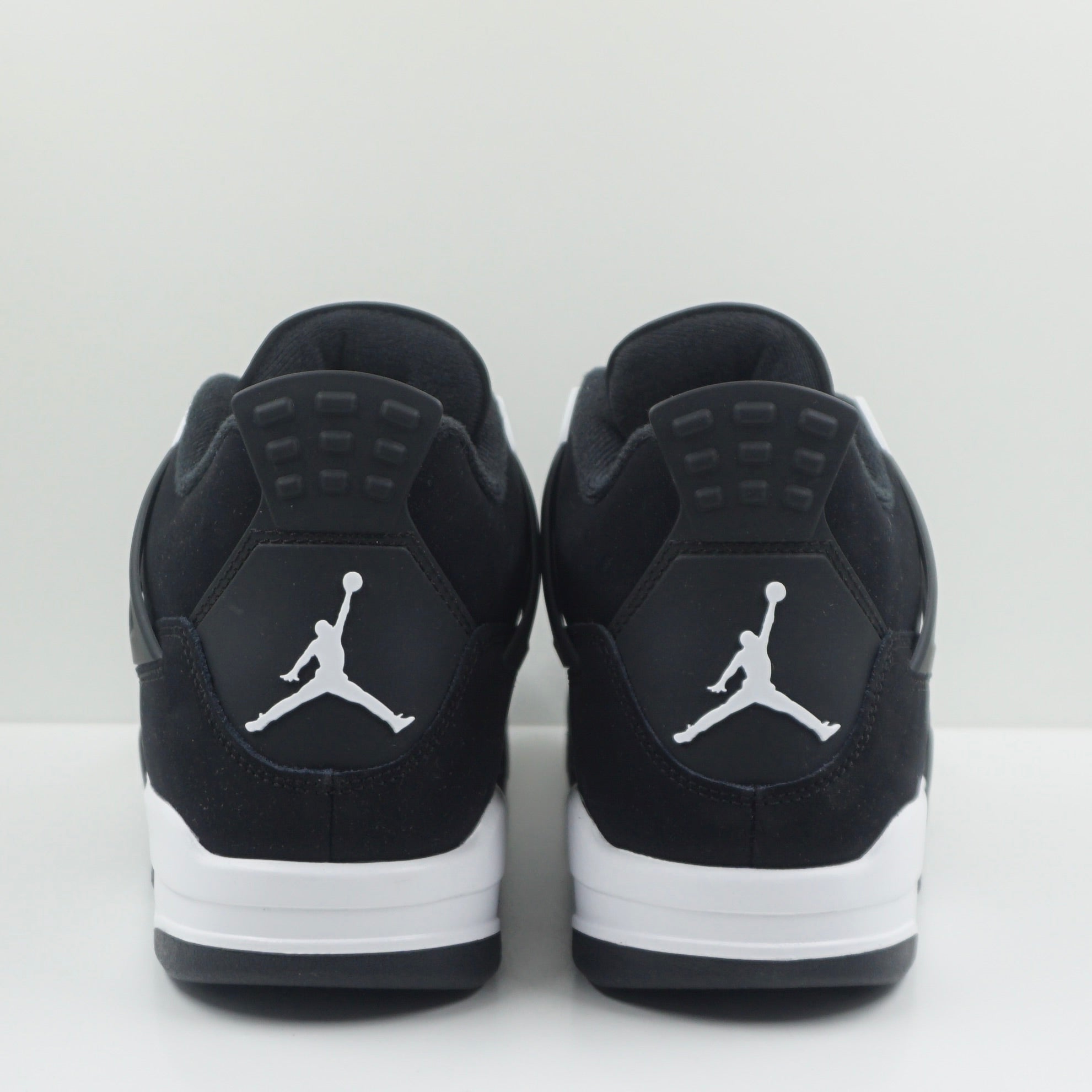 Jordan 4 Retro White Thunder