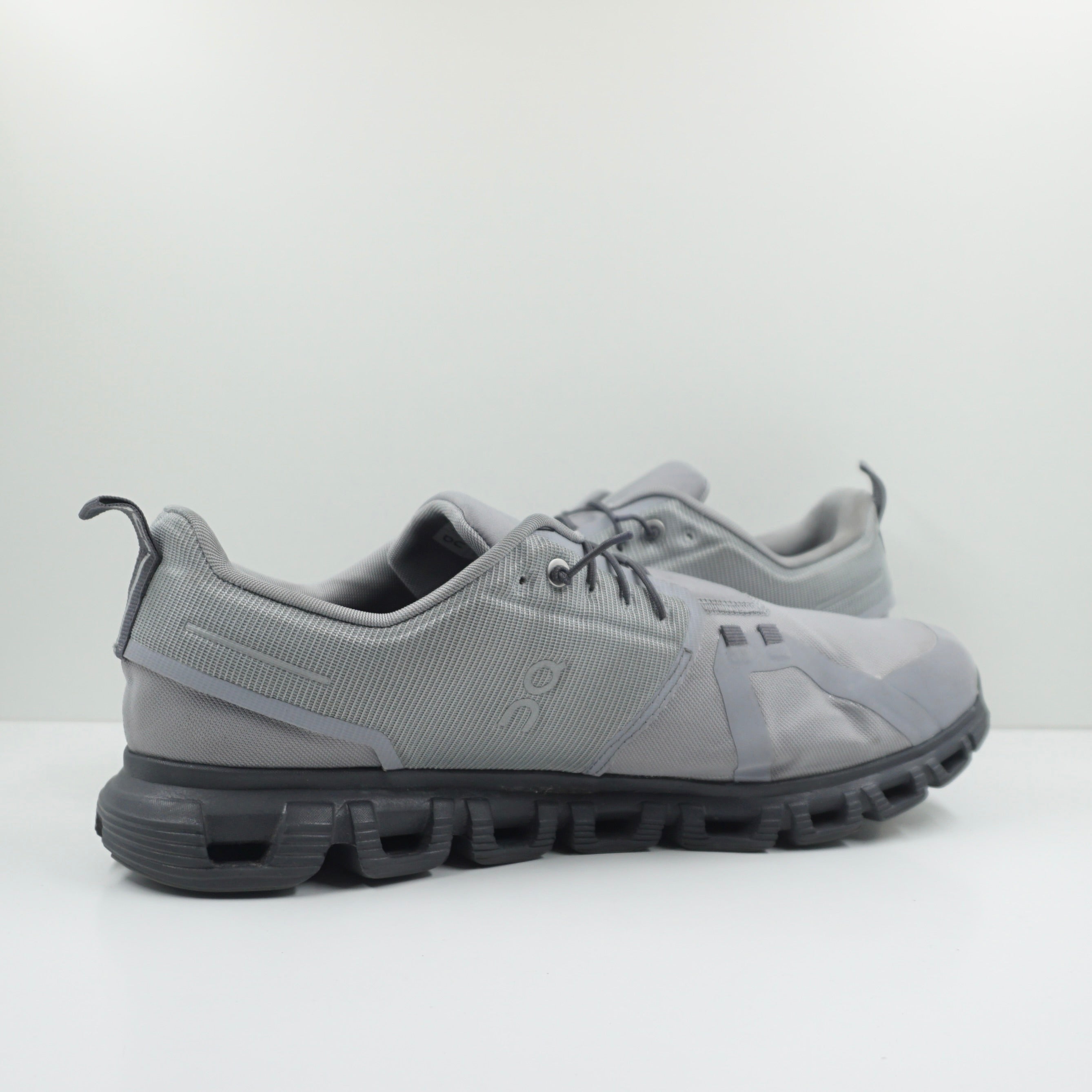 On Cloud 6 Waterproof Alloy Wolf