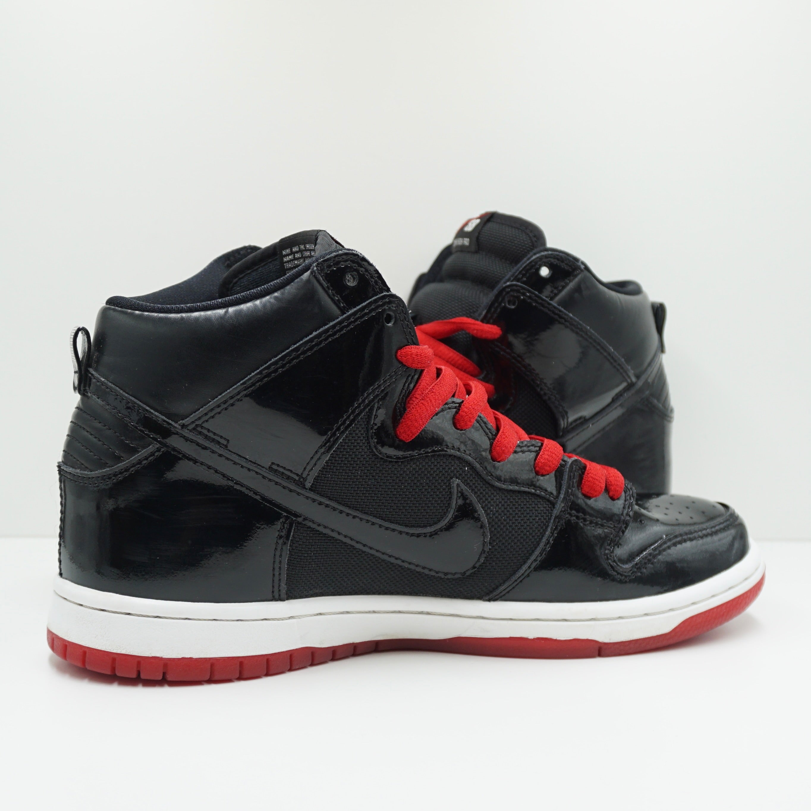 Nike SB Dunk High Bred