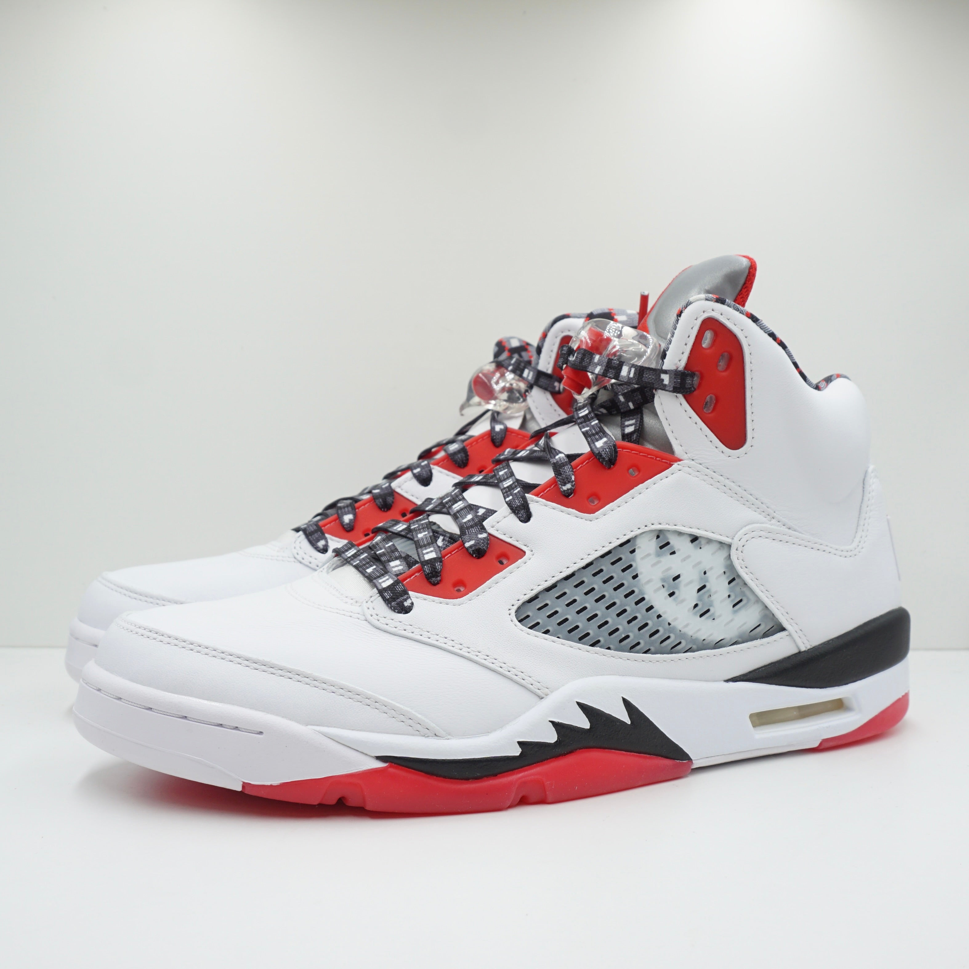 Jordan Retro Quai 54 (2021) - Main Image