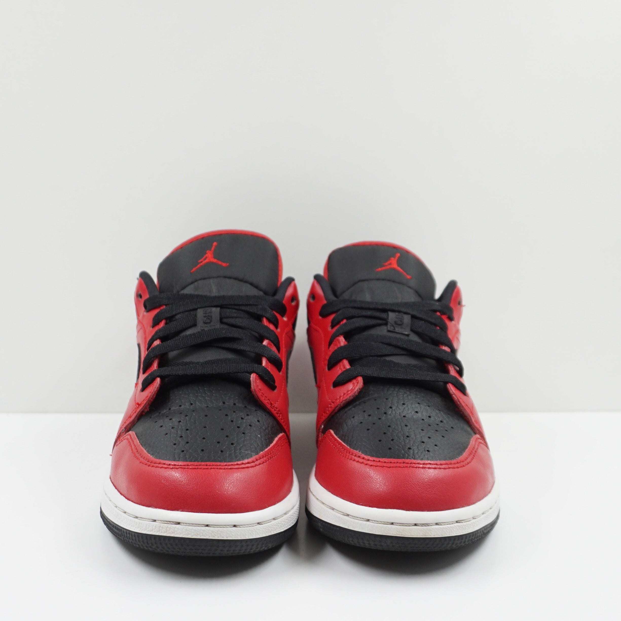 Jordan 1 Low Gym Red Black Pebbled (GS)