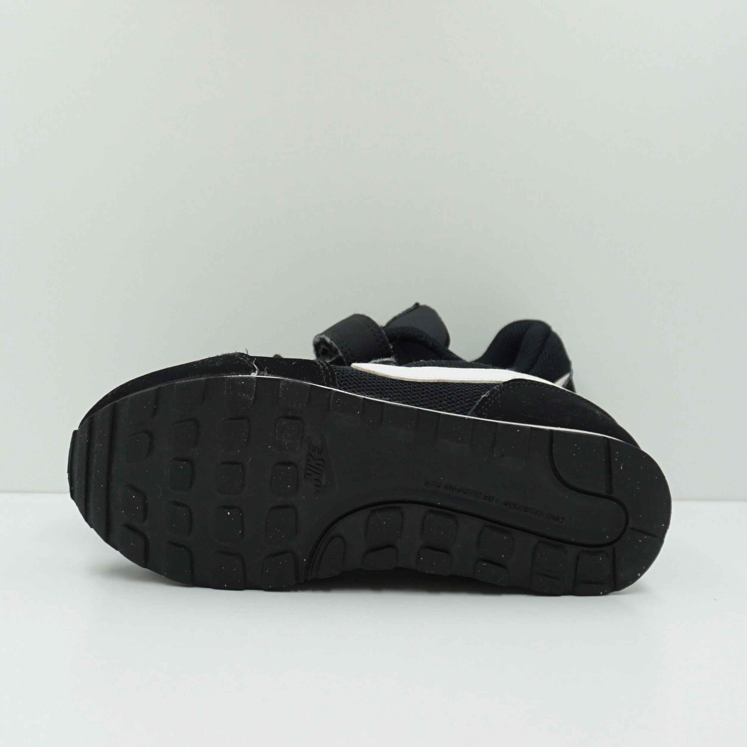 Nike MD Runner 2 White Black (PS)