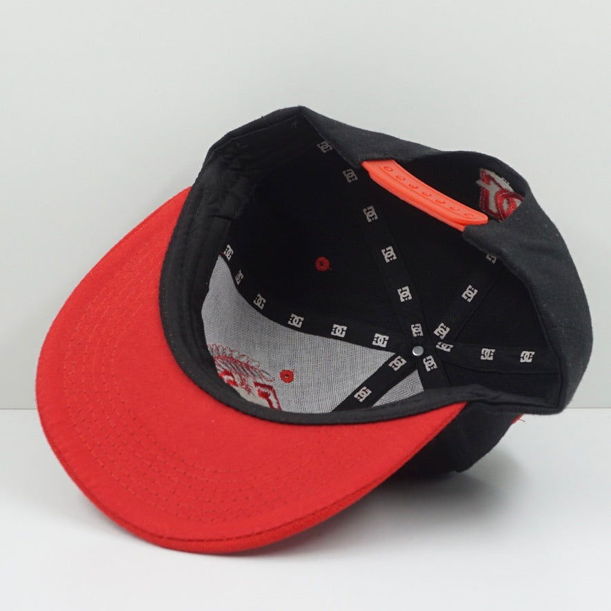 DC Shoes Co Black Red Snapback Cap