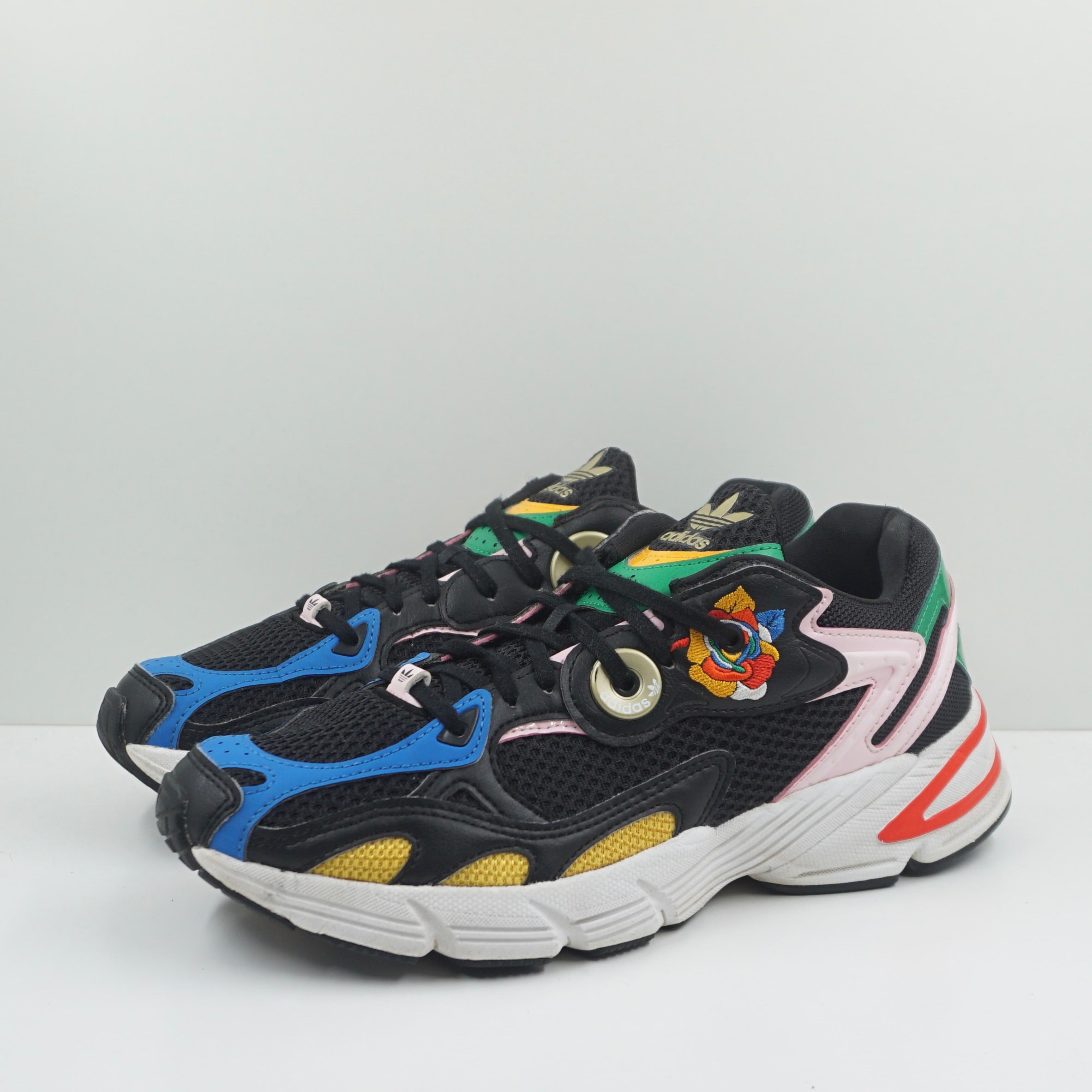 Adidas Astir Rich Mnisi (W)