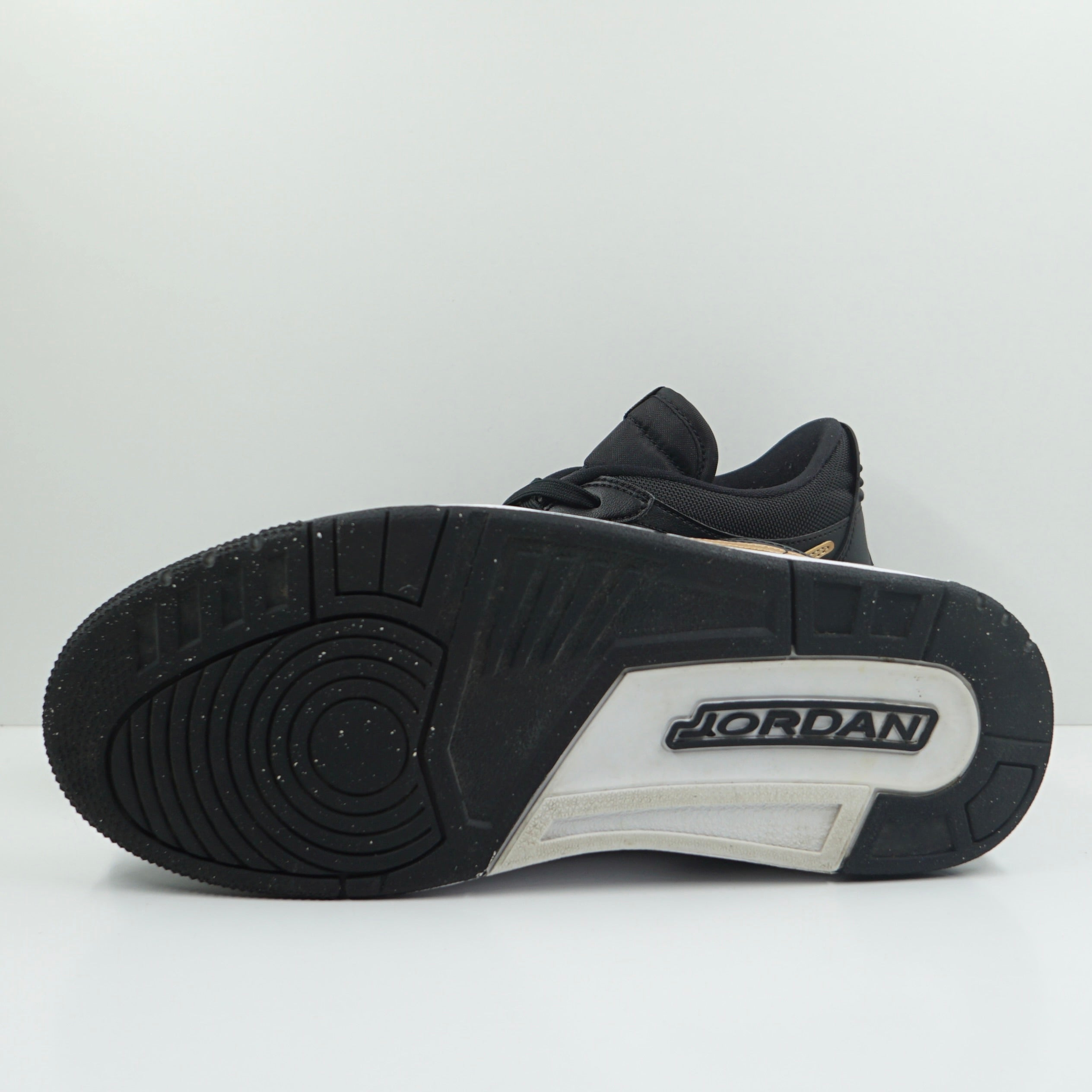 Jordan Legacy 312 Low Black Metallic Gold