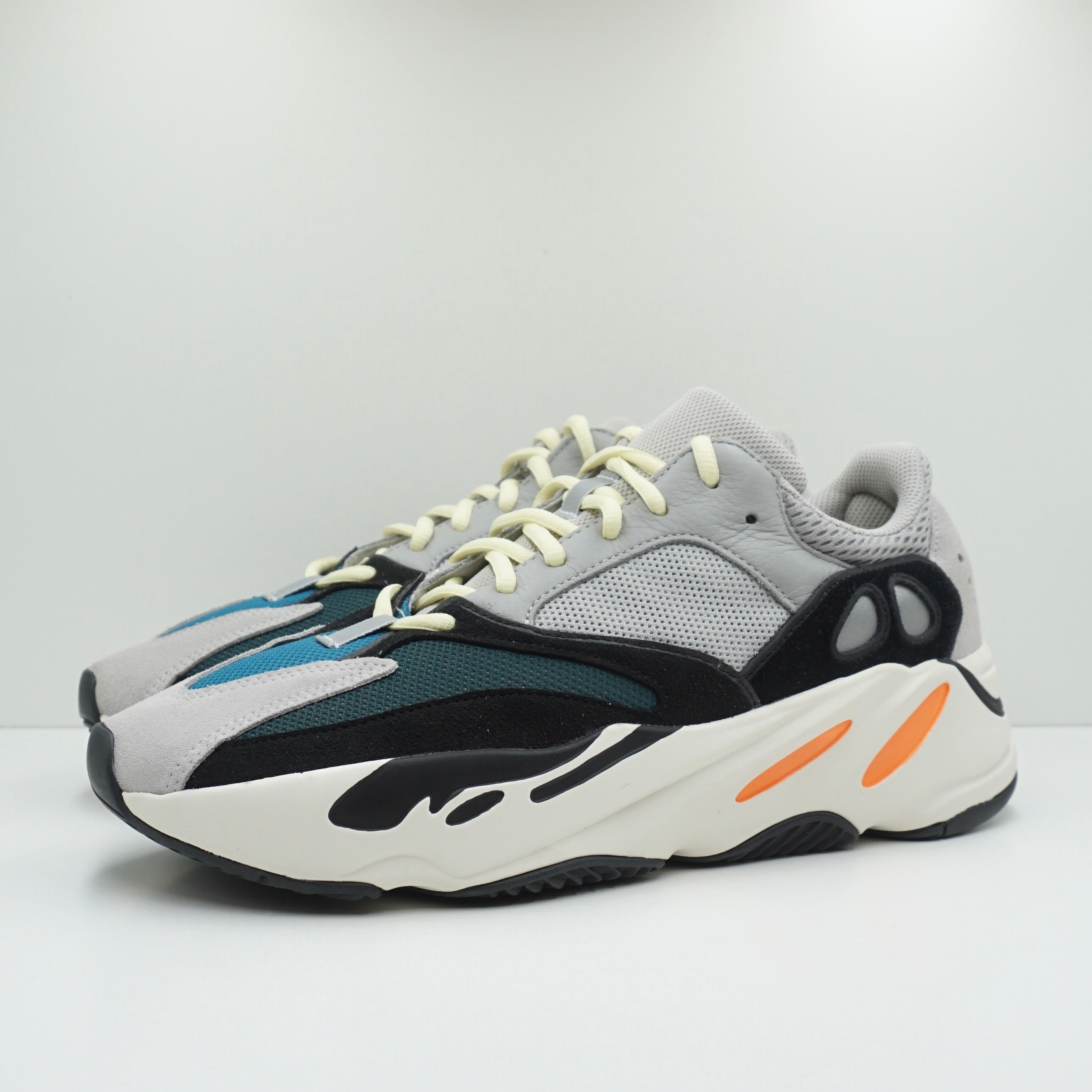 Adidas Yeezy Boost 700 Wave Runner Solid Grey