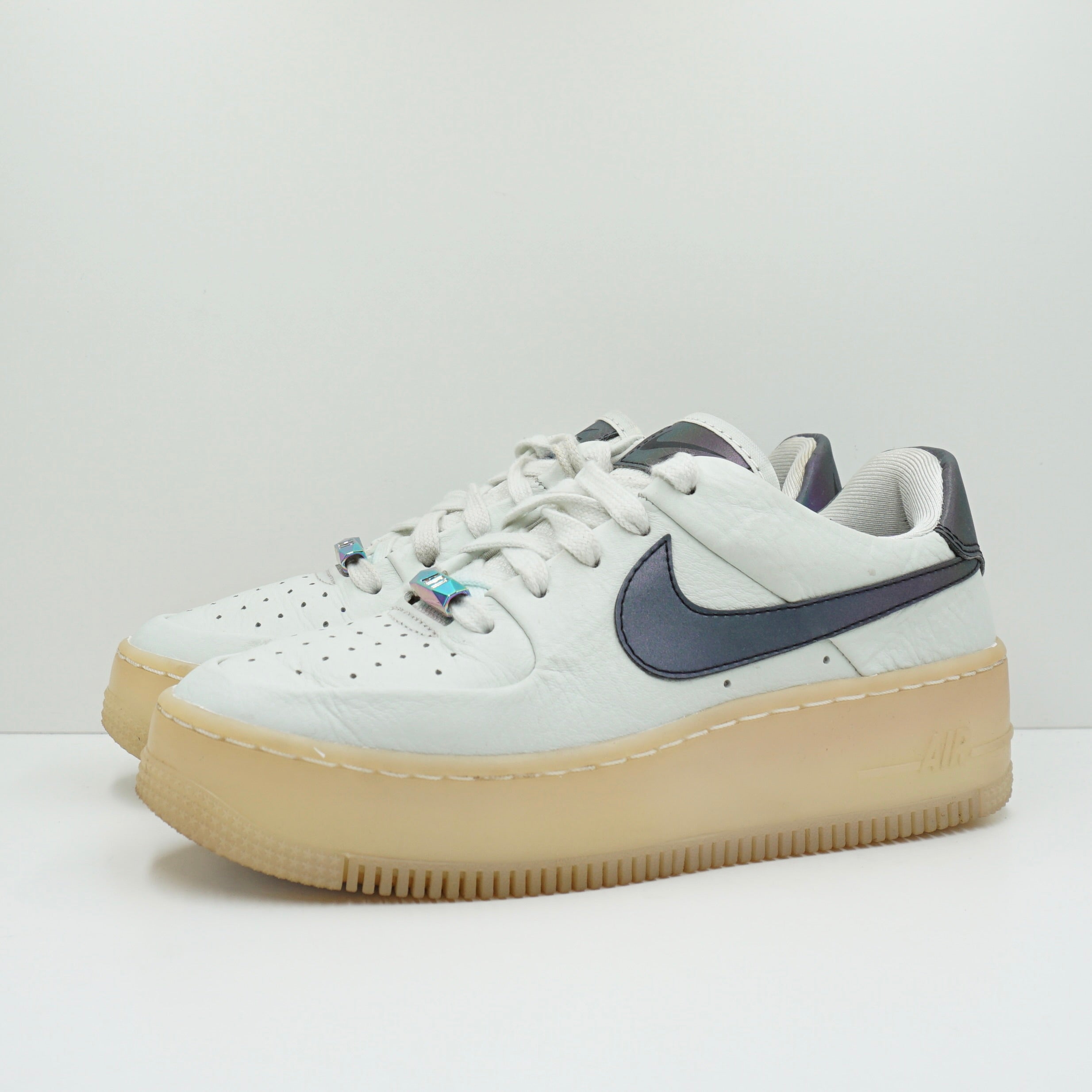 Nike Air Force 1 Sage Low LX Spruce Aura (W)