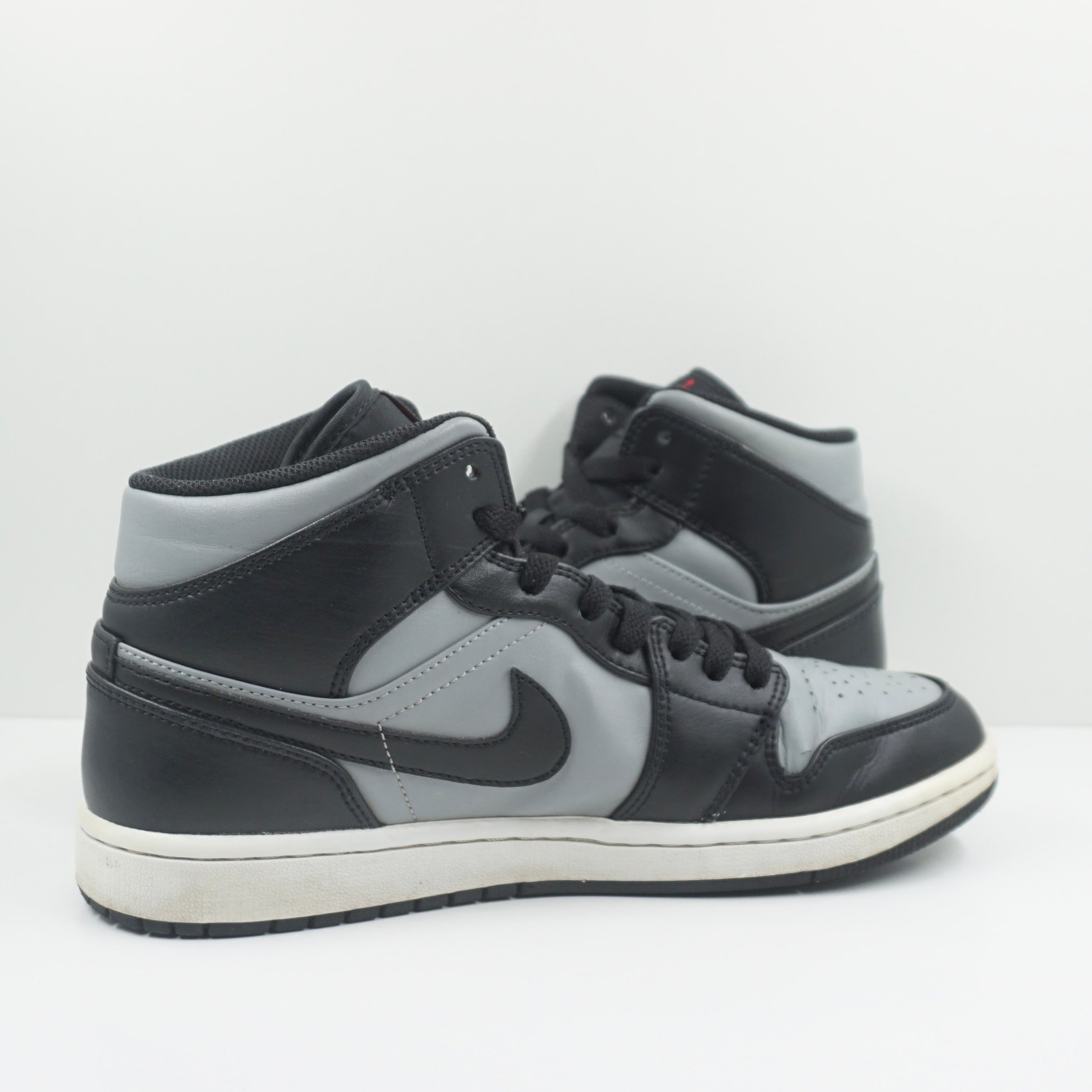 Jordan 1 Mid Shadow Red