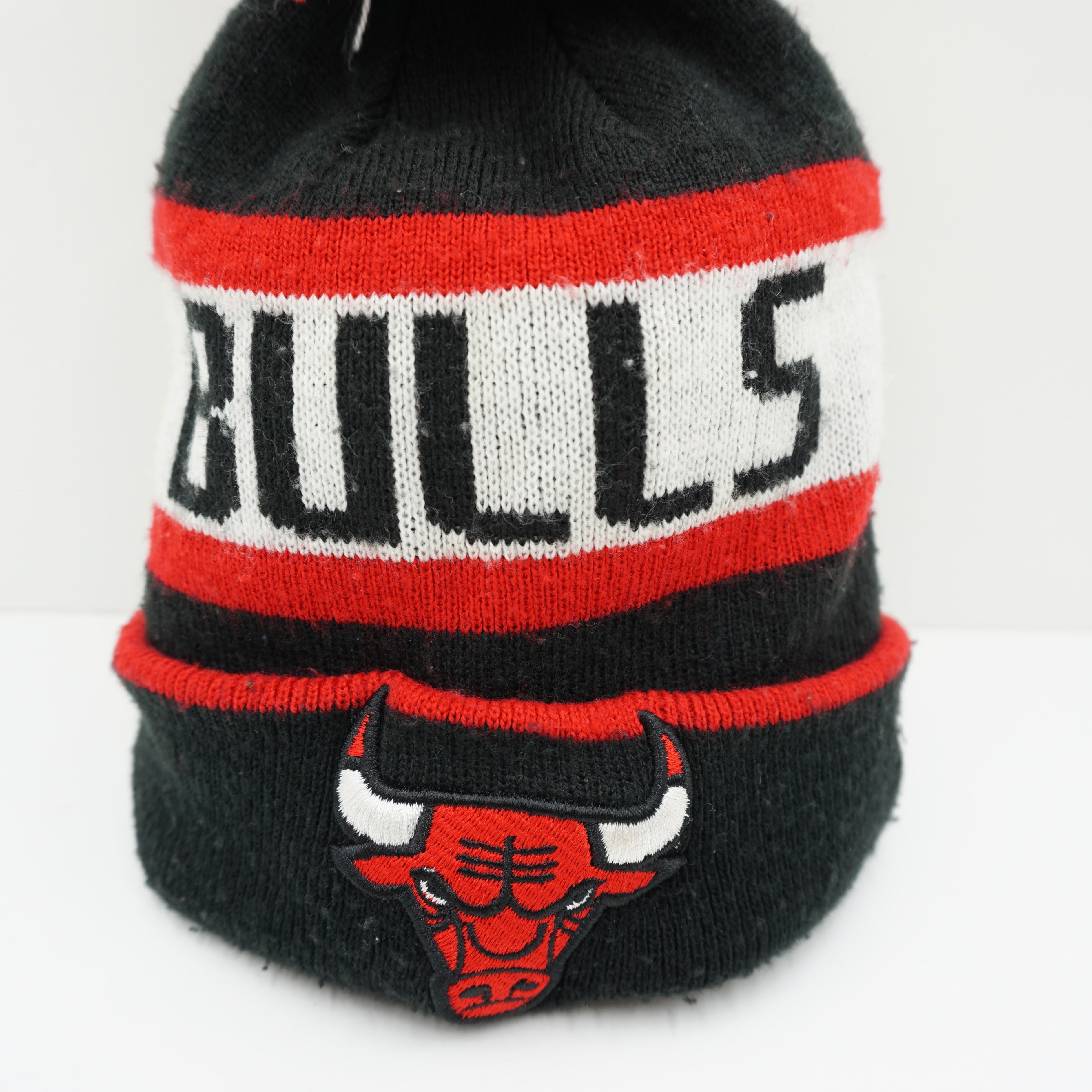 New Era Chicago Bulls Bobble Beanie (Youth)