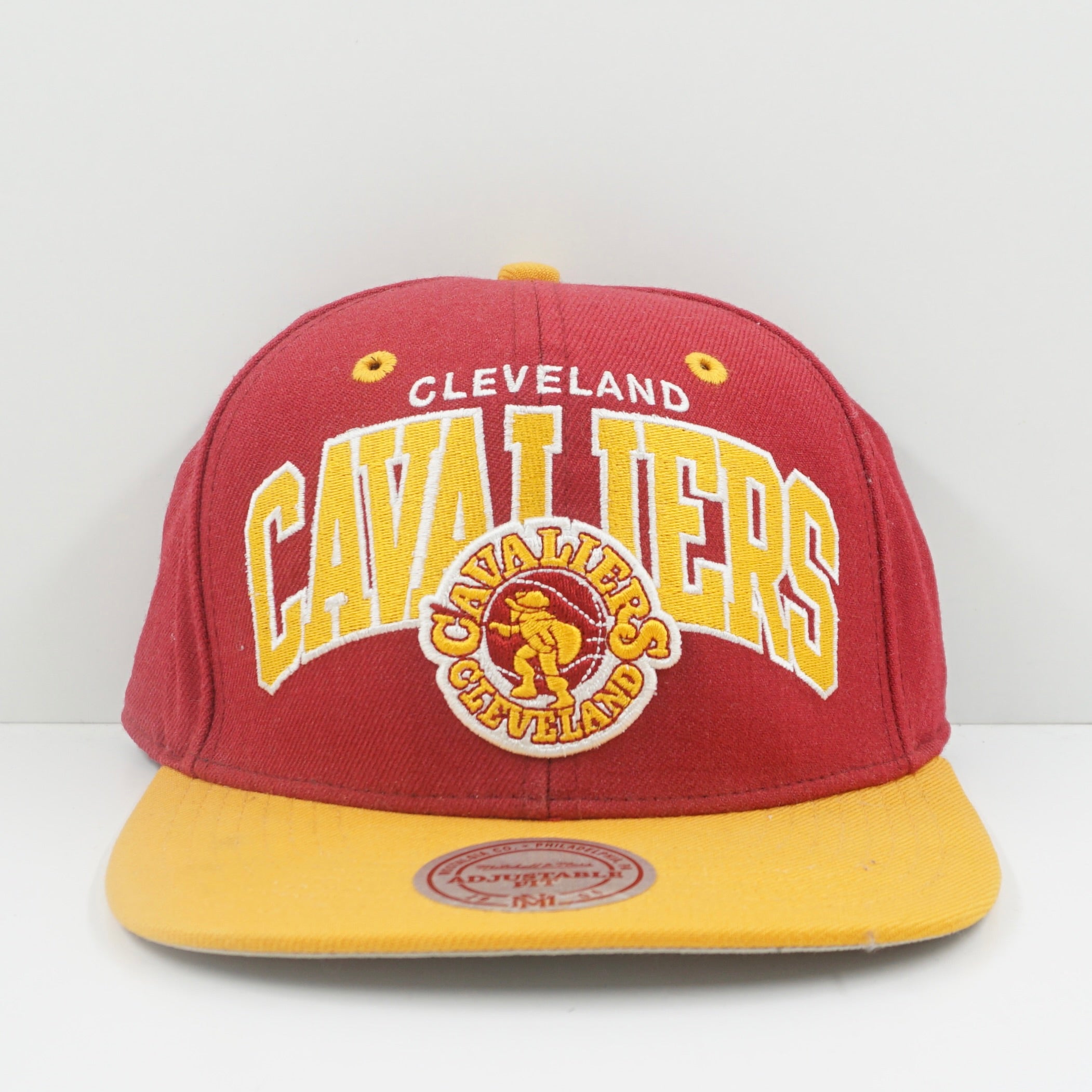Mitchell & Ness Cleveland Cavaliers Burgundy Yellow Snapback Cap
