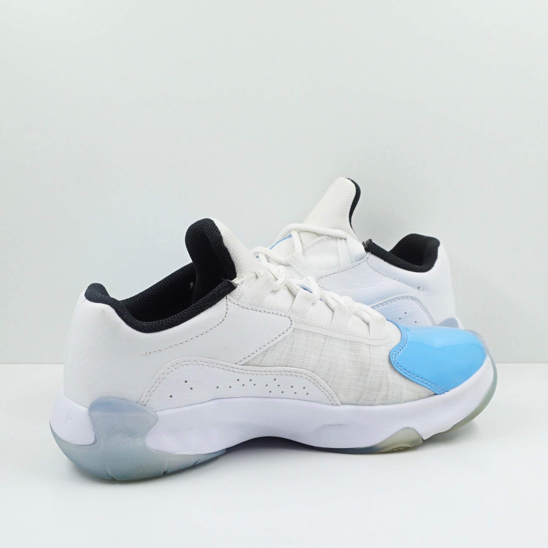 Jordan 11 CMFT Low University Blue (GS)