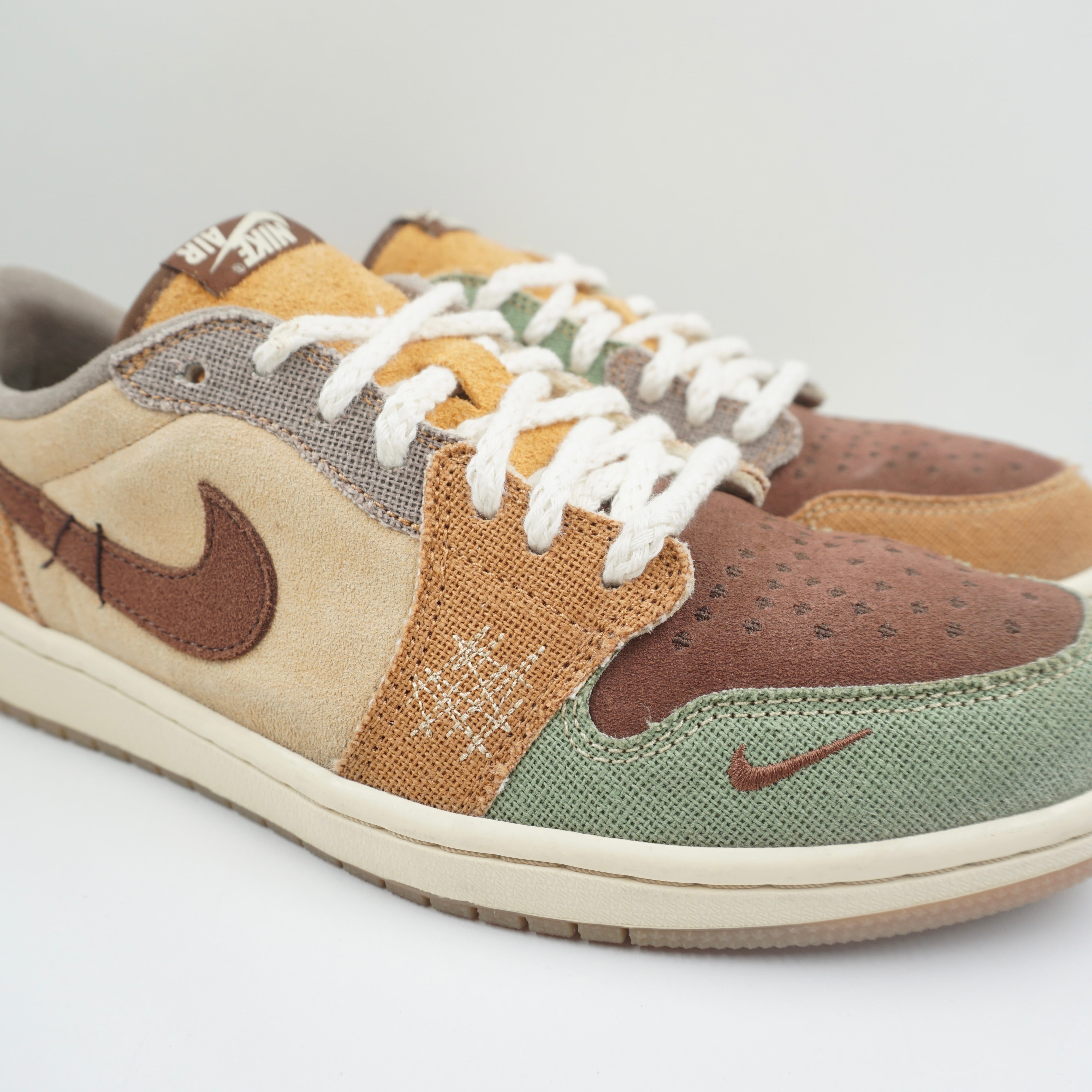 Jordan 1 Retro Low OG Zion Williamson Voodoo